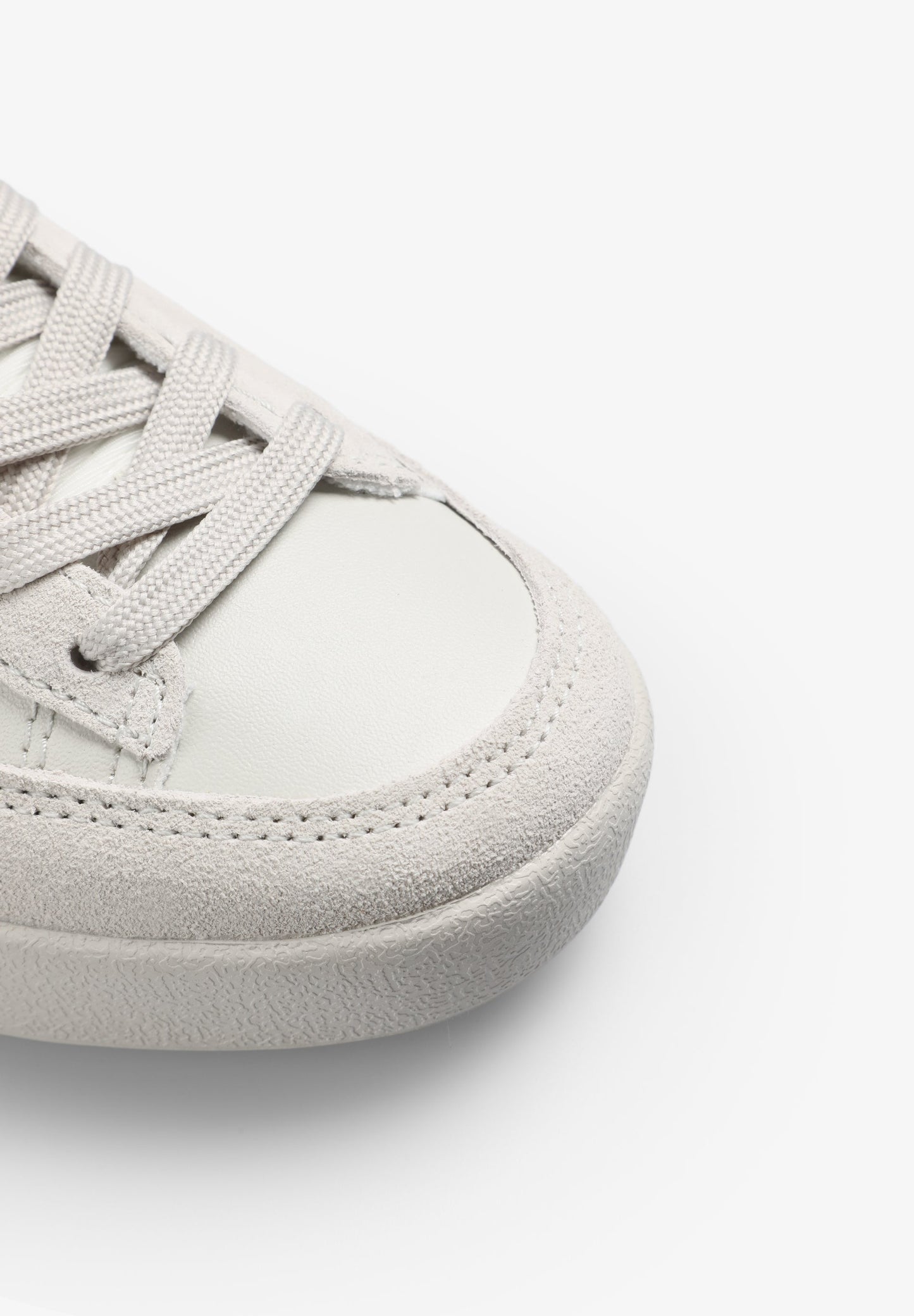 SNEAKERS BAJAS CALAVERA LATERAL