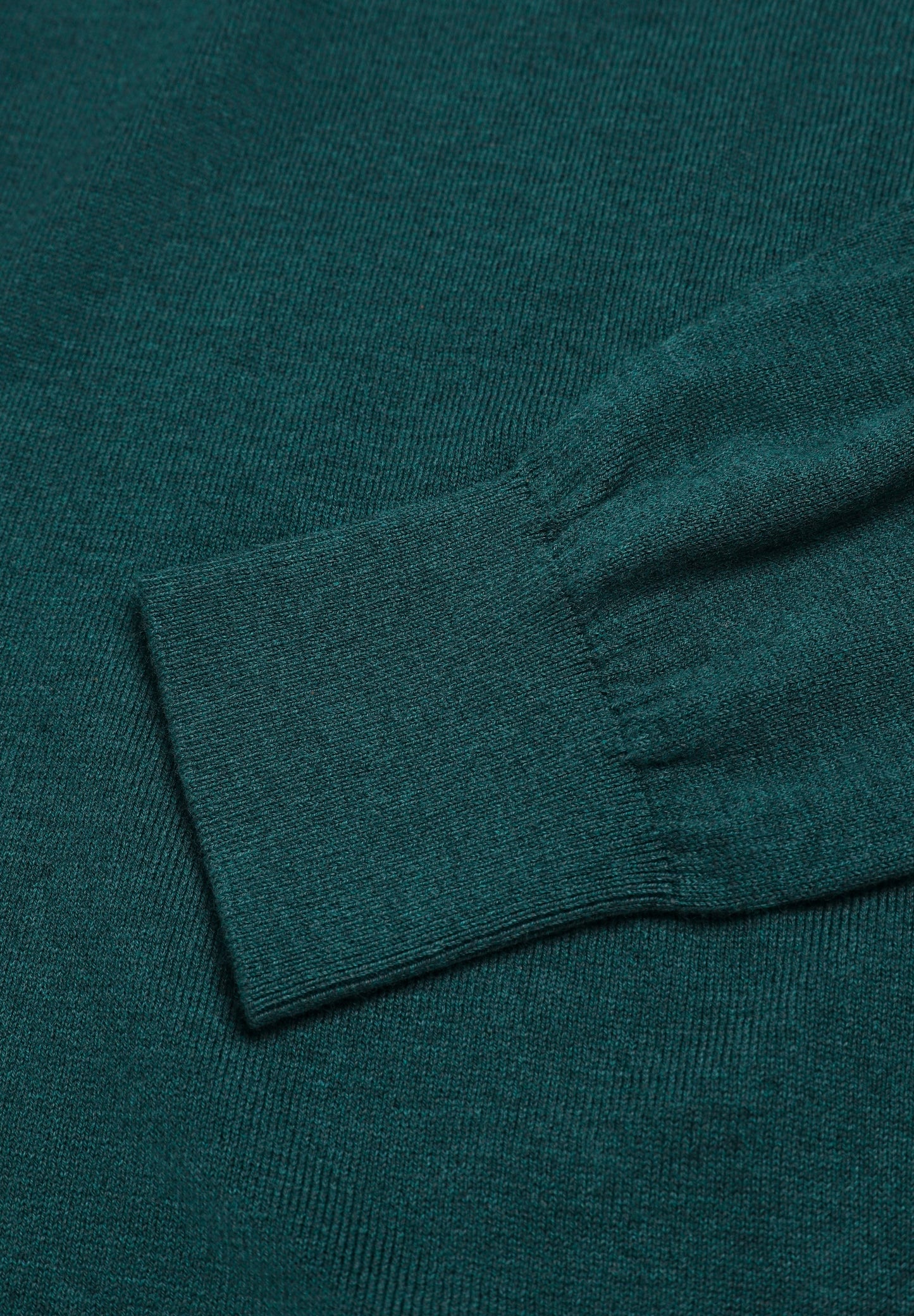 JERSEY CUELLO PICO CALAVERA