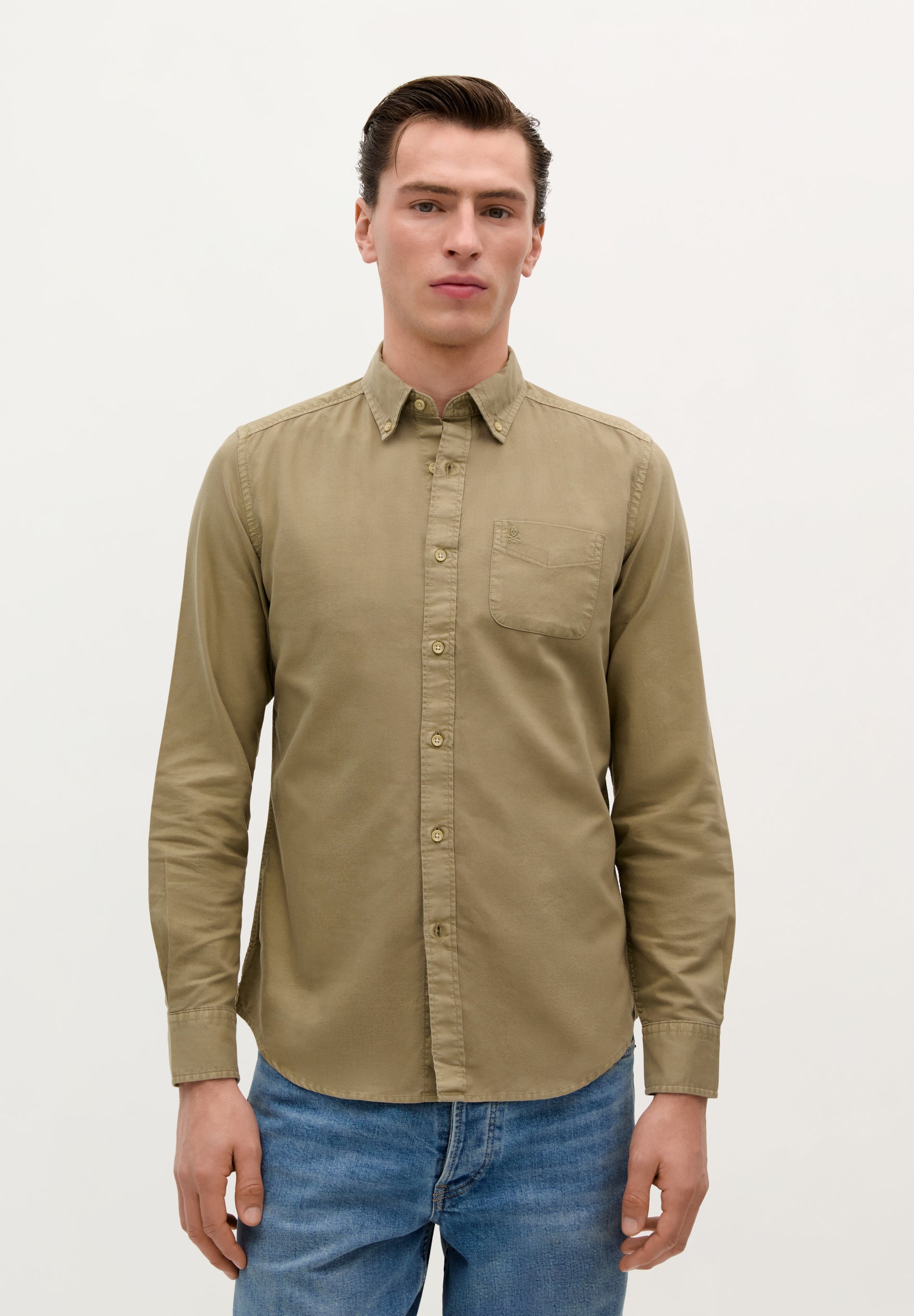 CAMISA CALAVERA CUELLO BOTONES