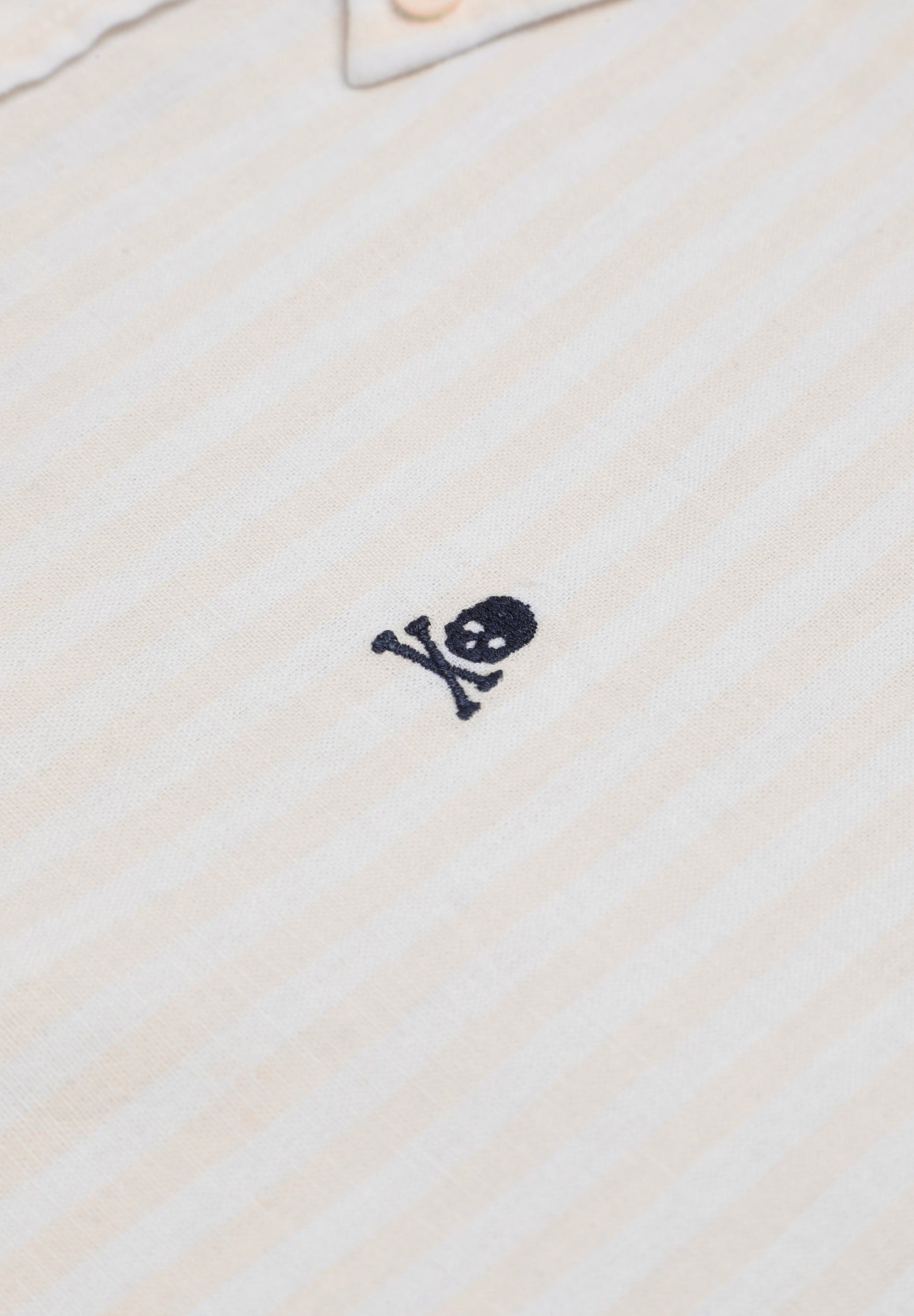 CAMISA RAYAS CUELLO BOTONES