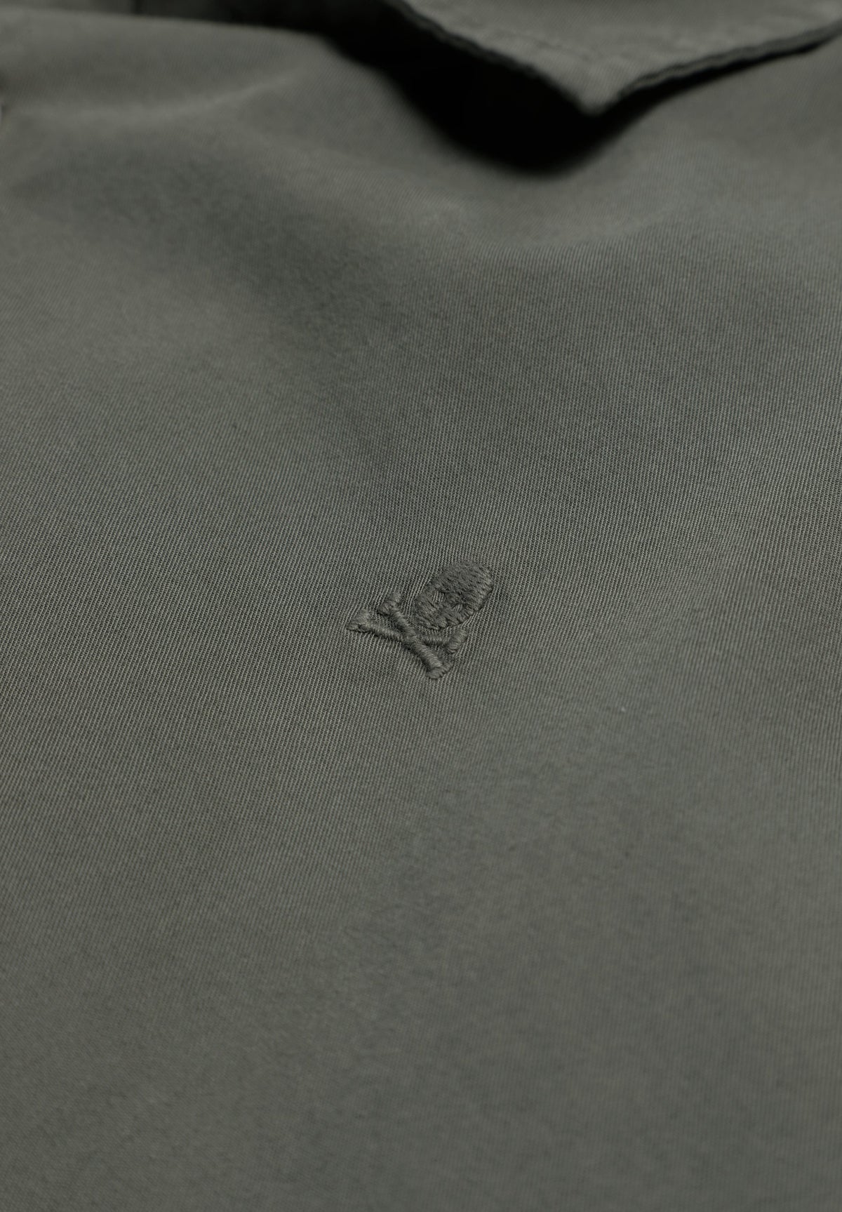 CAMISA REGULAR FIT BORDADA