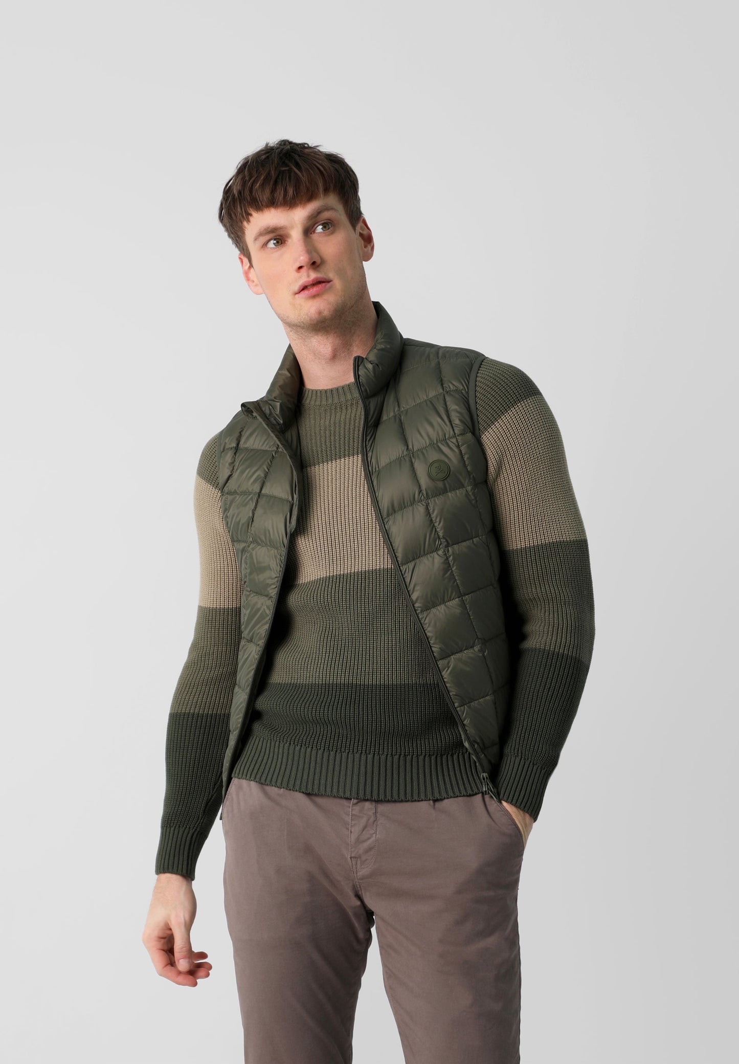 PARKA SIN MANGAS ACOLCHADA CALAVERA