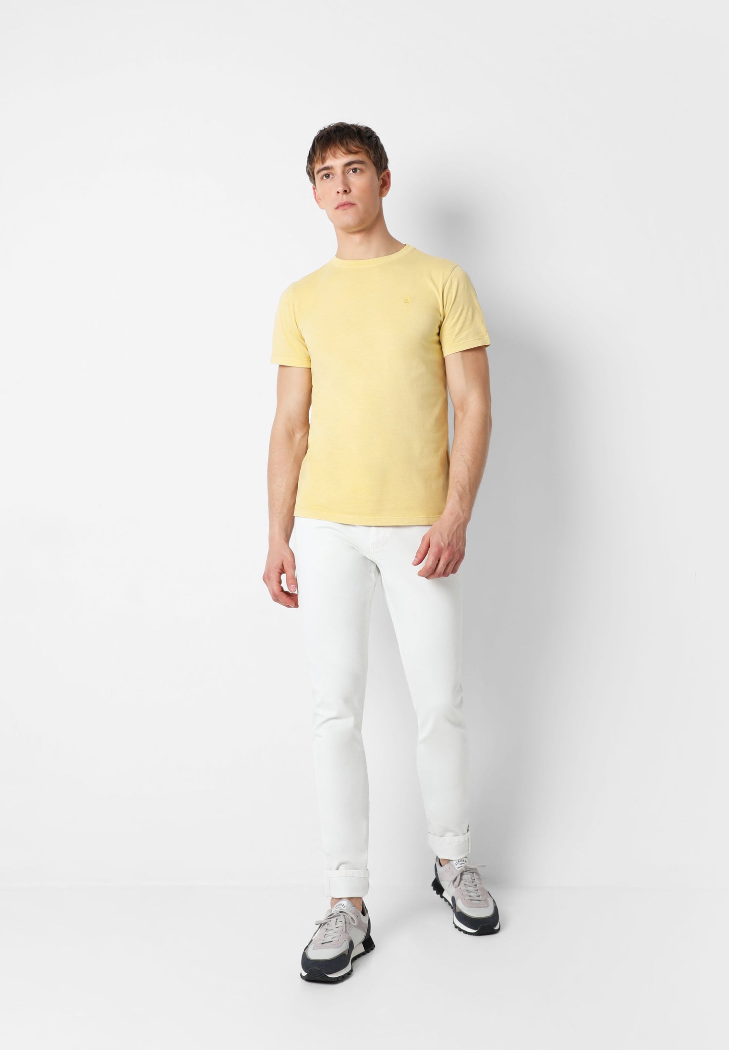 POLERA BÁSICA CALAVERA