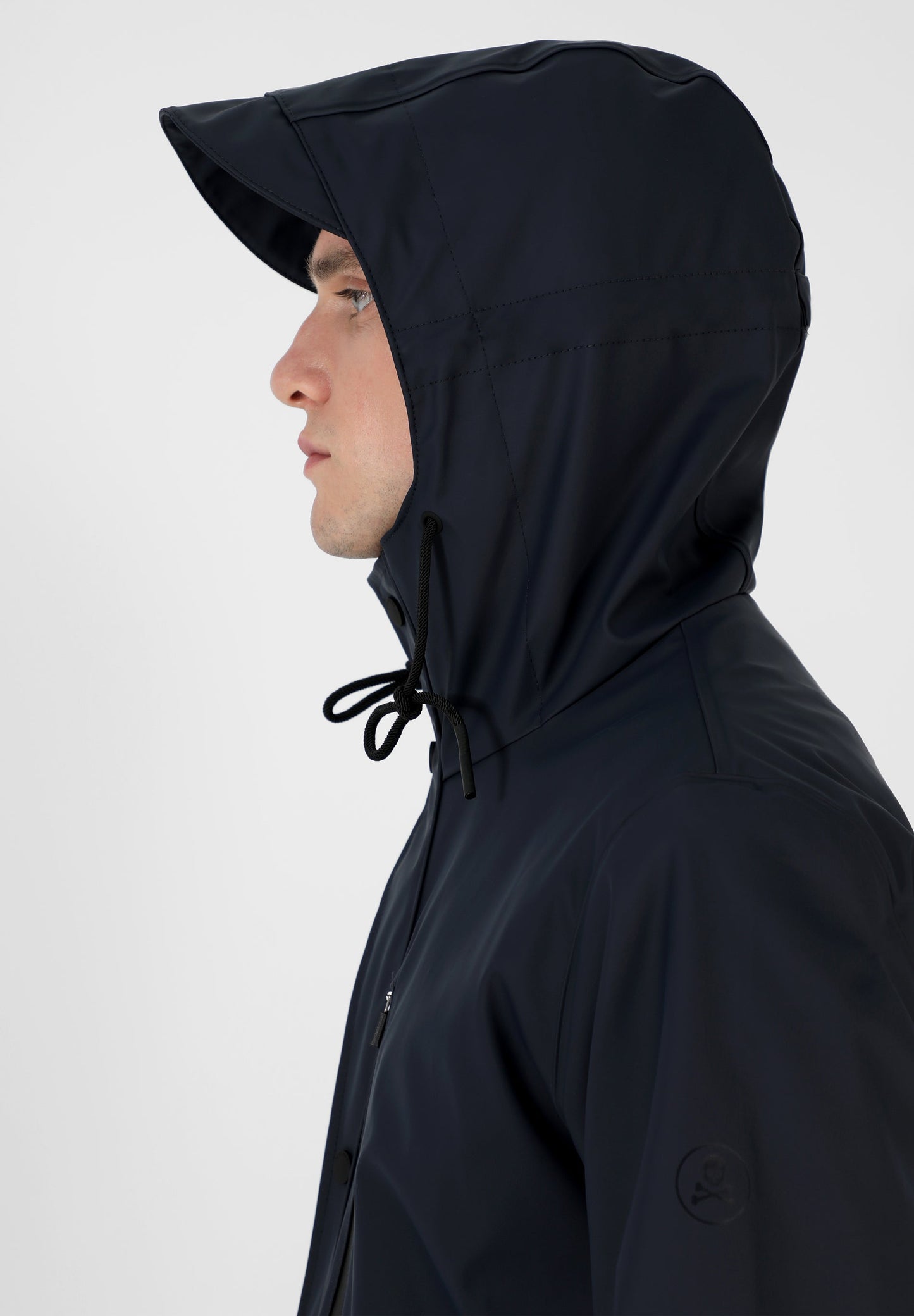 CHAQUETÓN IMPERMEABLE