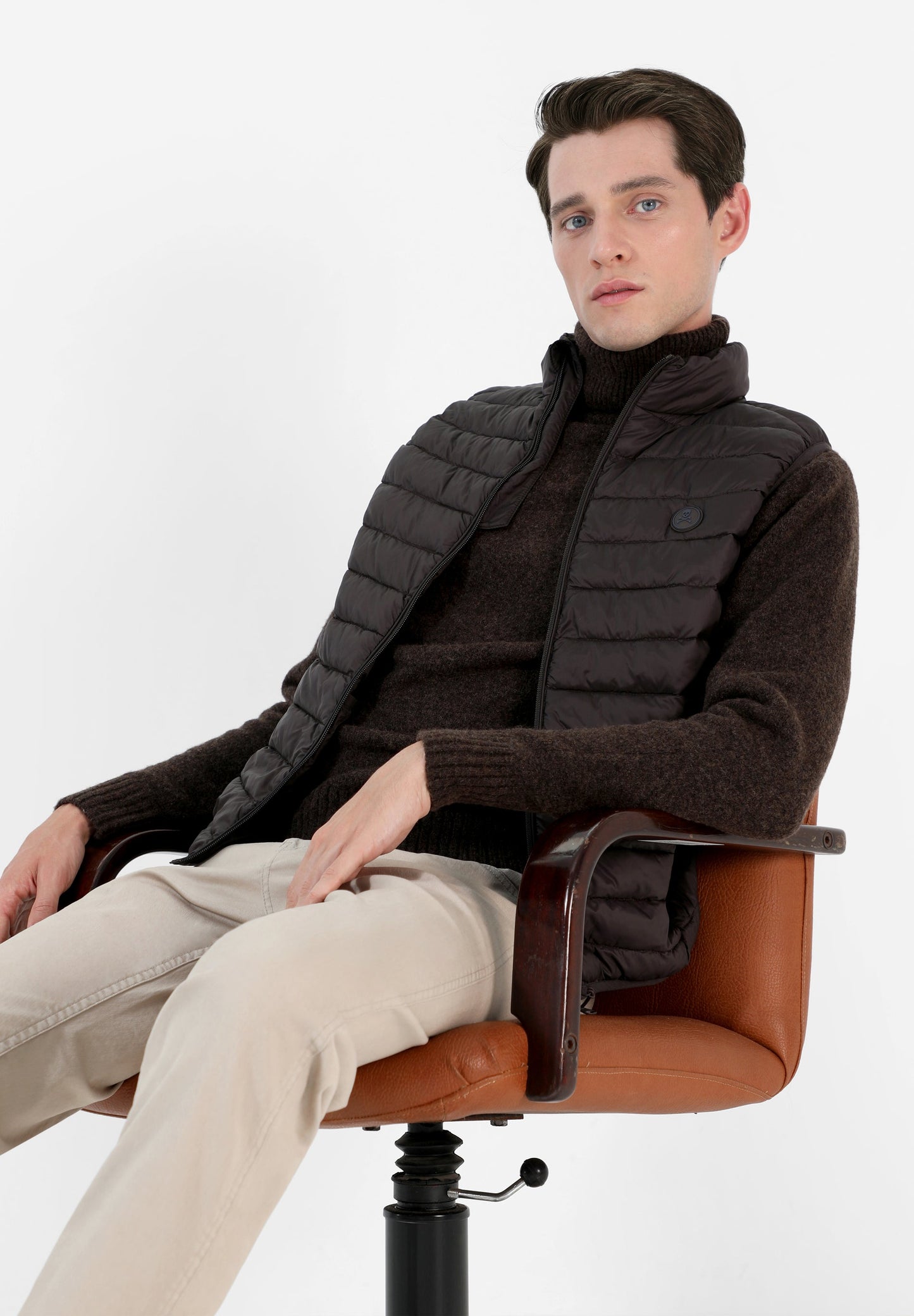 PARKA SIN MANGAS ACOLCHADA CALAVERA