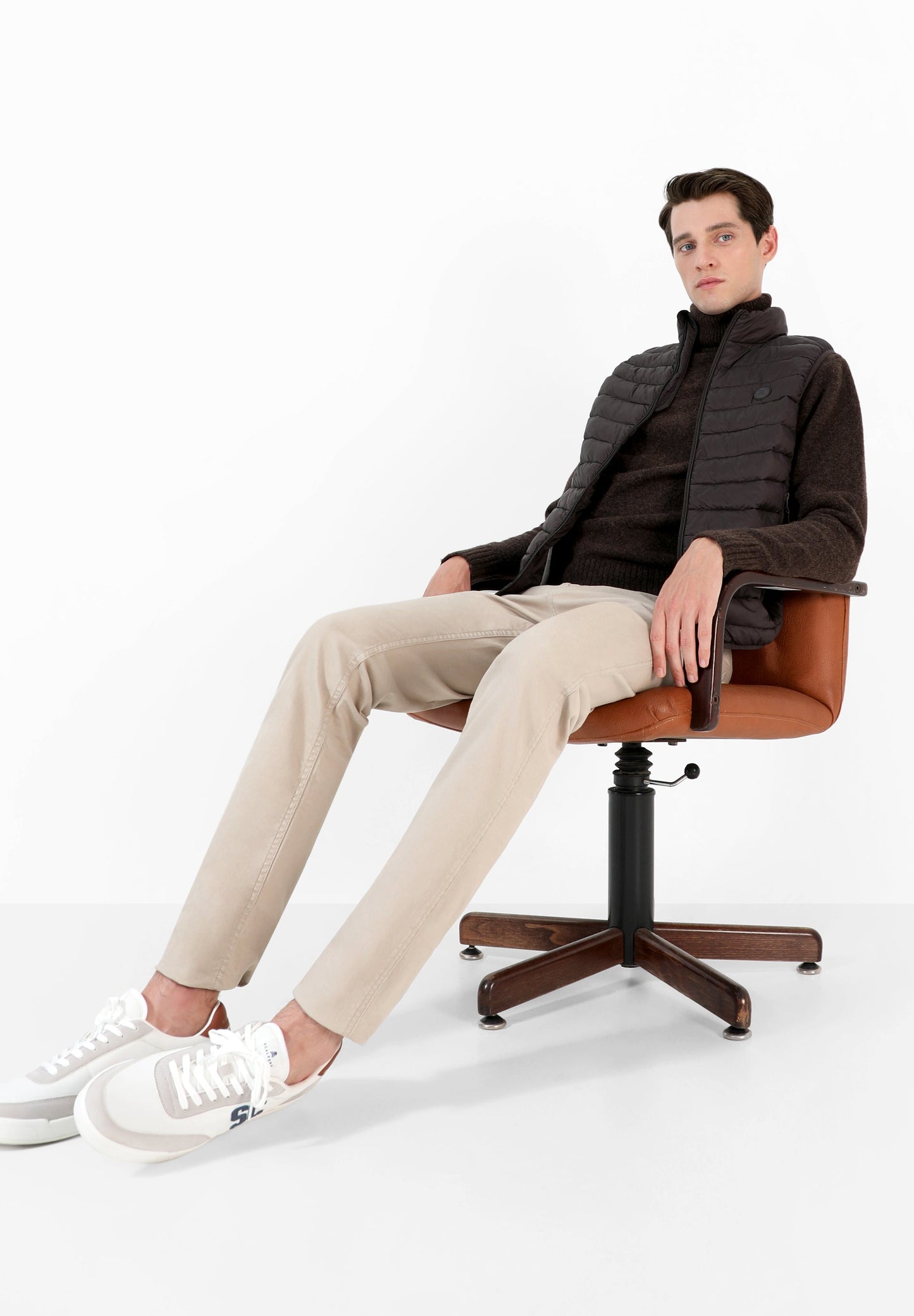 PARKA SIN MANGAS ACOLCHADA CALAVERA