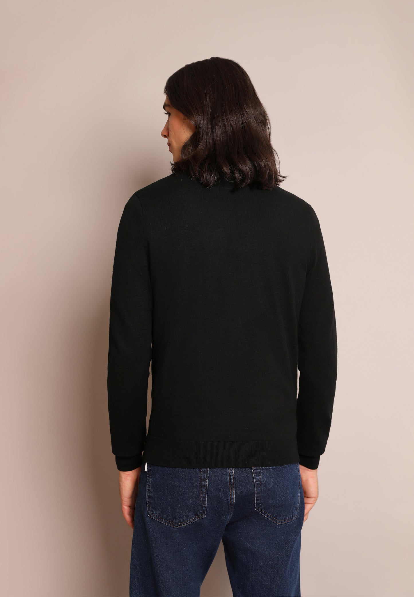 SWEATER CUELLO REDONDO CALAVERA