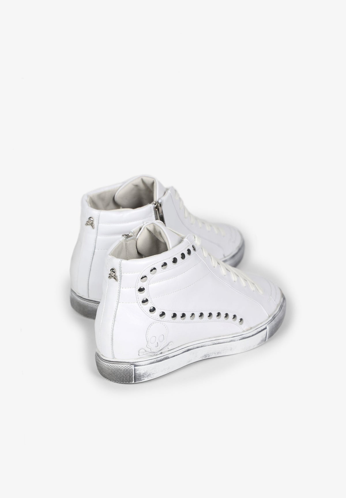 SNEAKERS BOTAS TACHAS