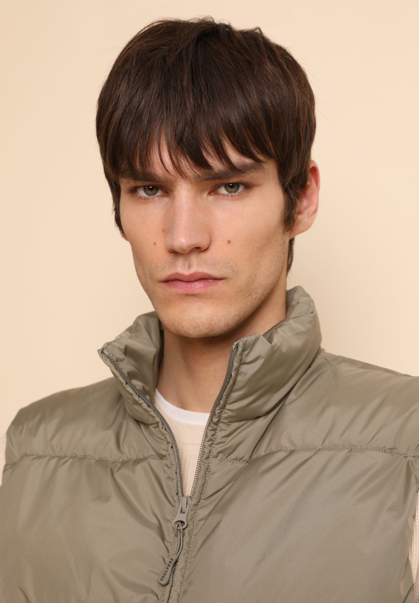 PARKA SIN MANGAS ACOLCHADO LIGERO