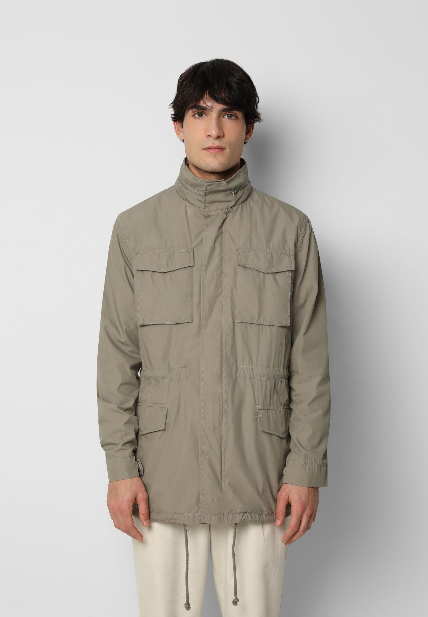 PARKA LIGERA TÉCNICA