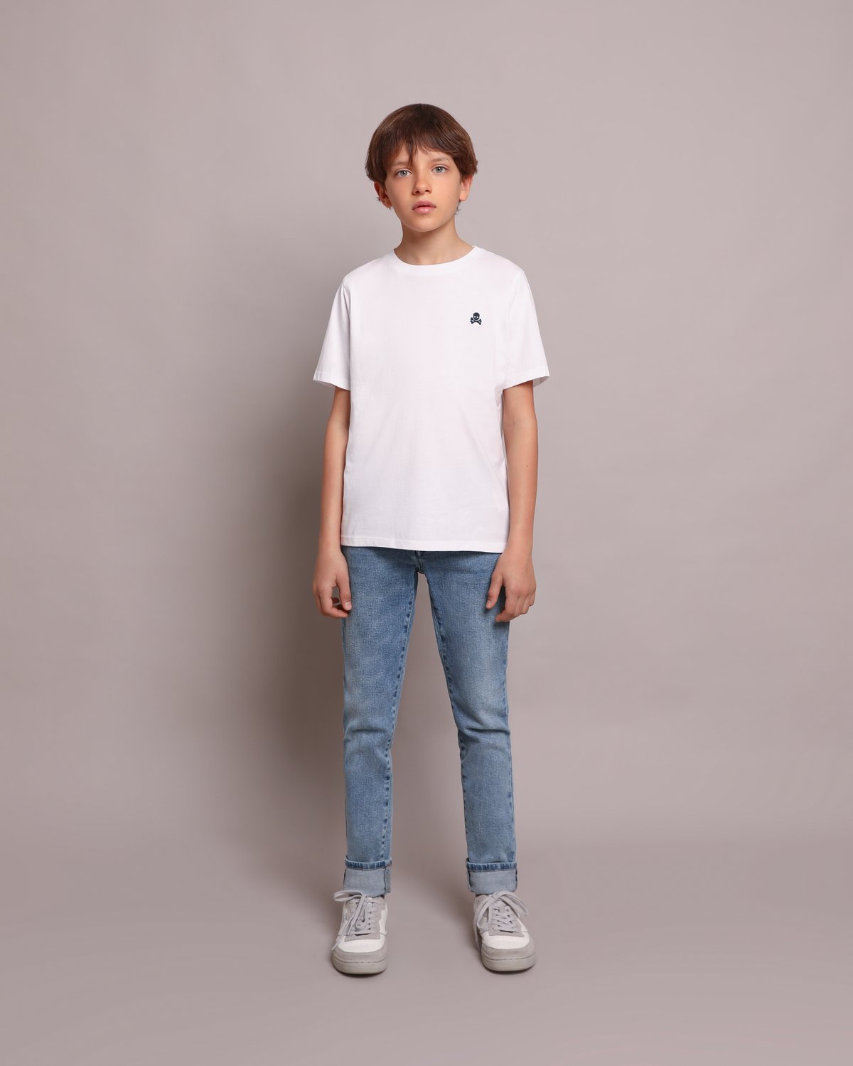 POLERA BÁSICA CALAVERA