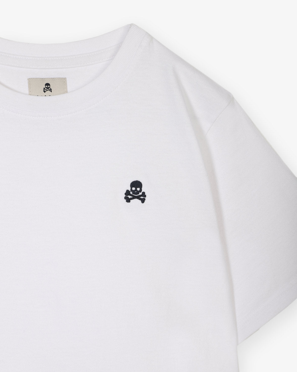 POLERA BÁSICA CALAVERA