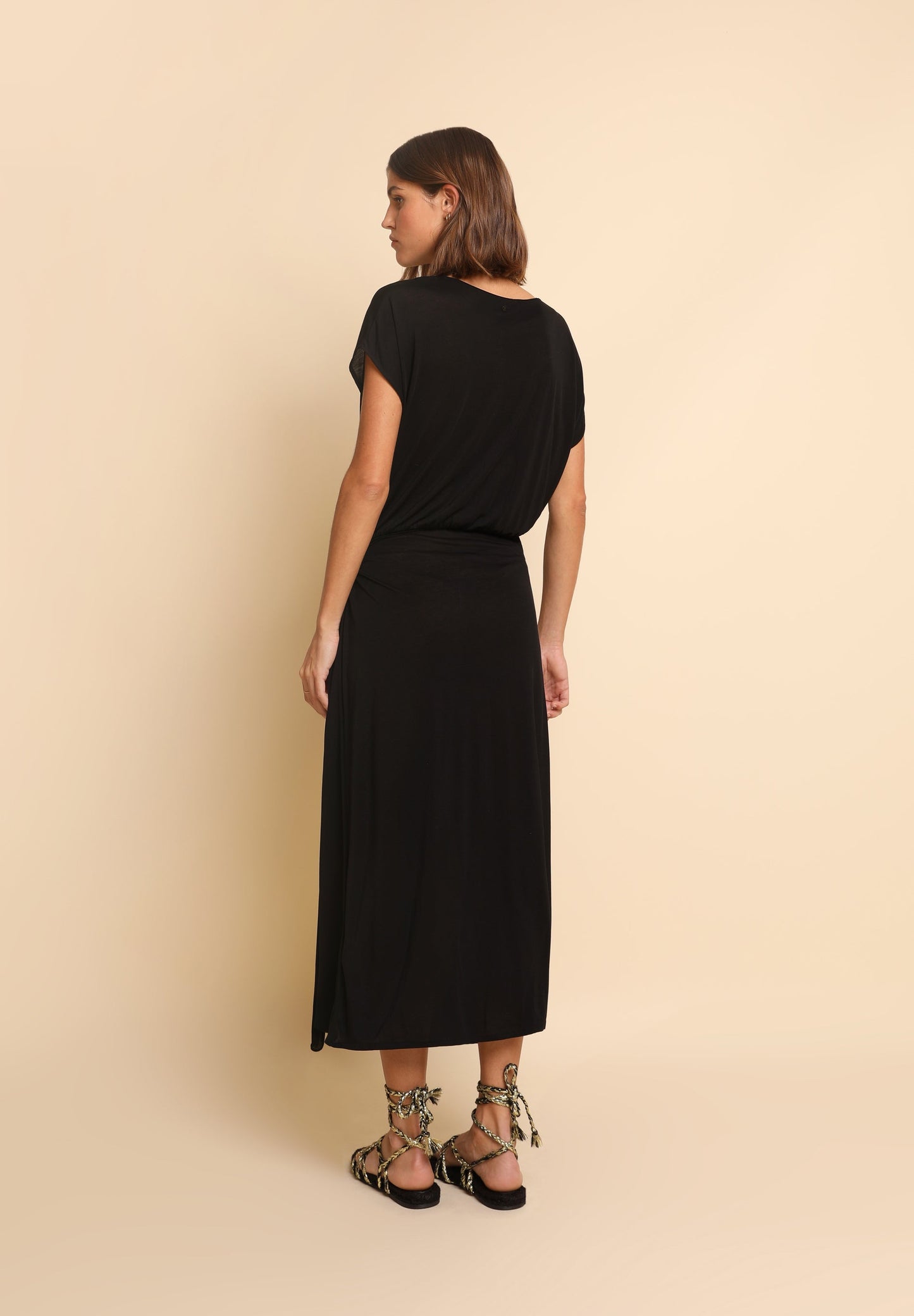 VESTIDO MIDI NUDO LATERAL