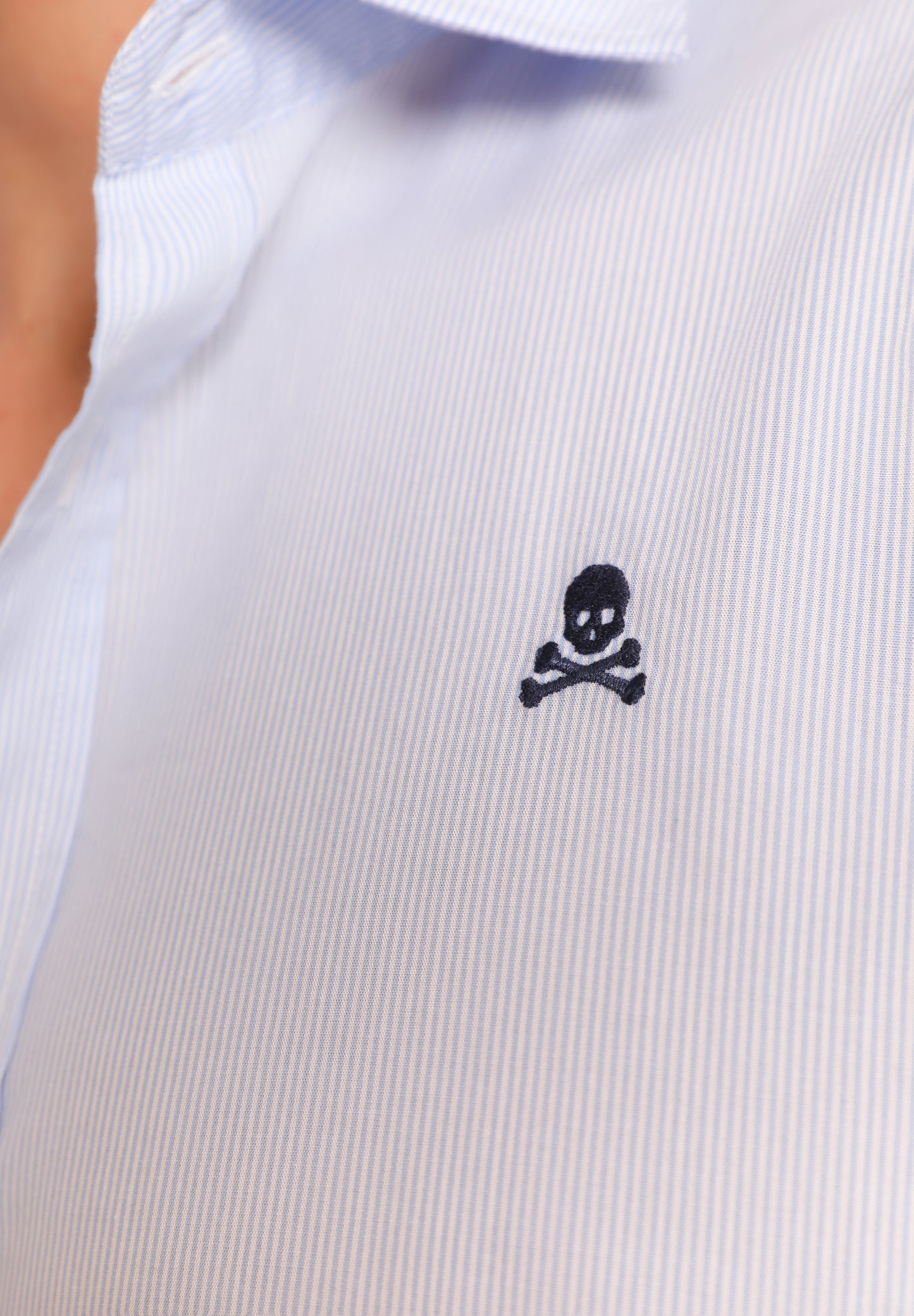 CAMISA VESTIR SLIM FIT CALAVERA