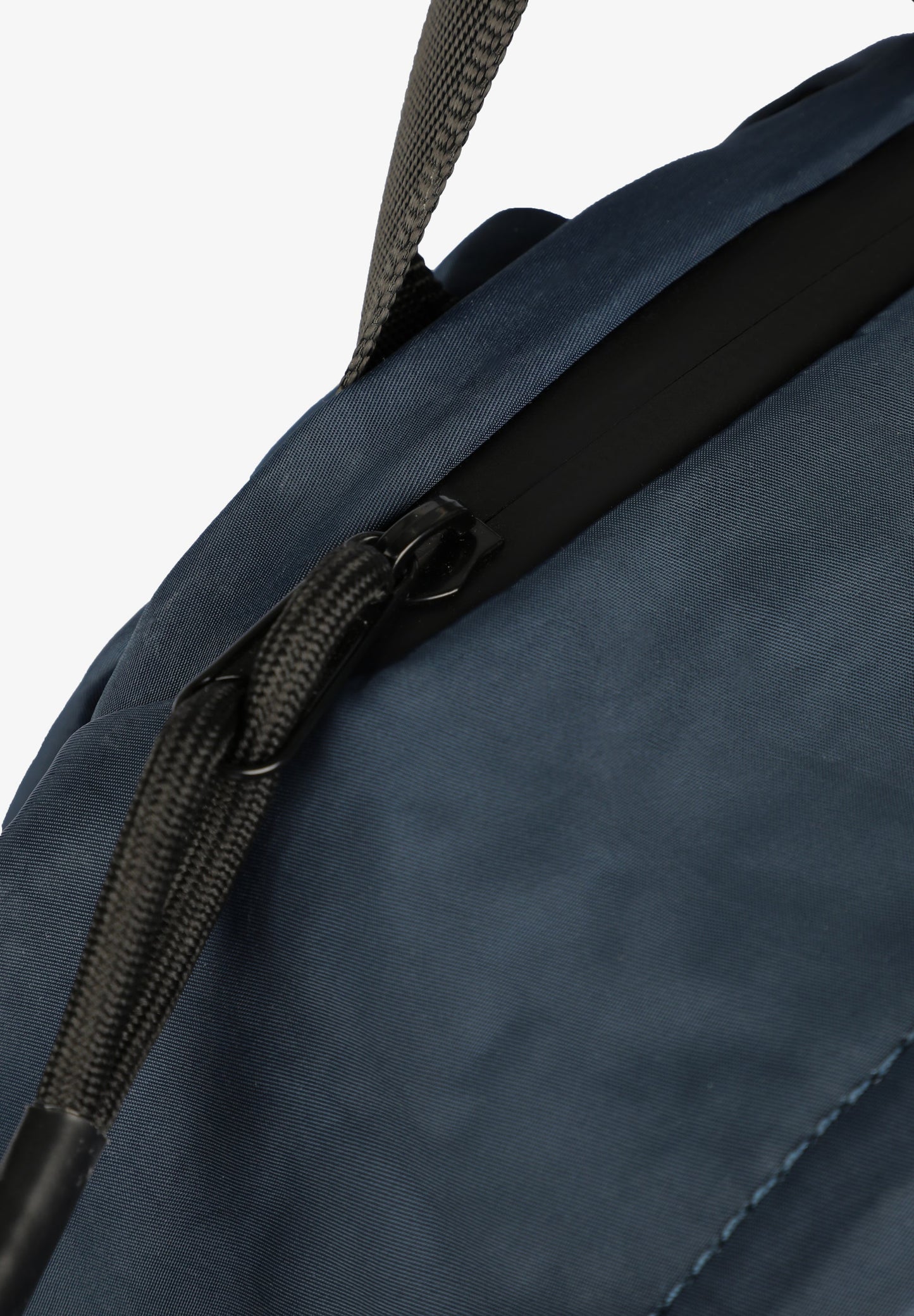 MOCHILA BOLSILLO FRONTAL CREMALLERA