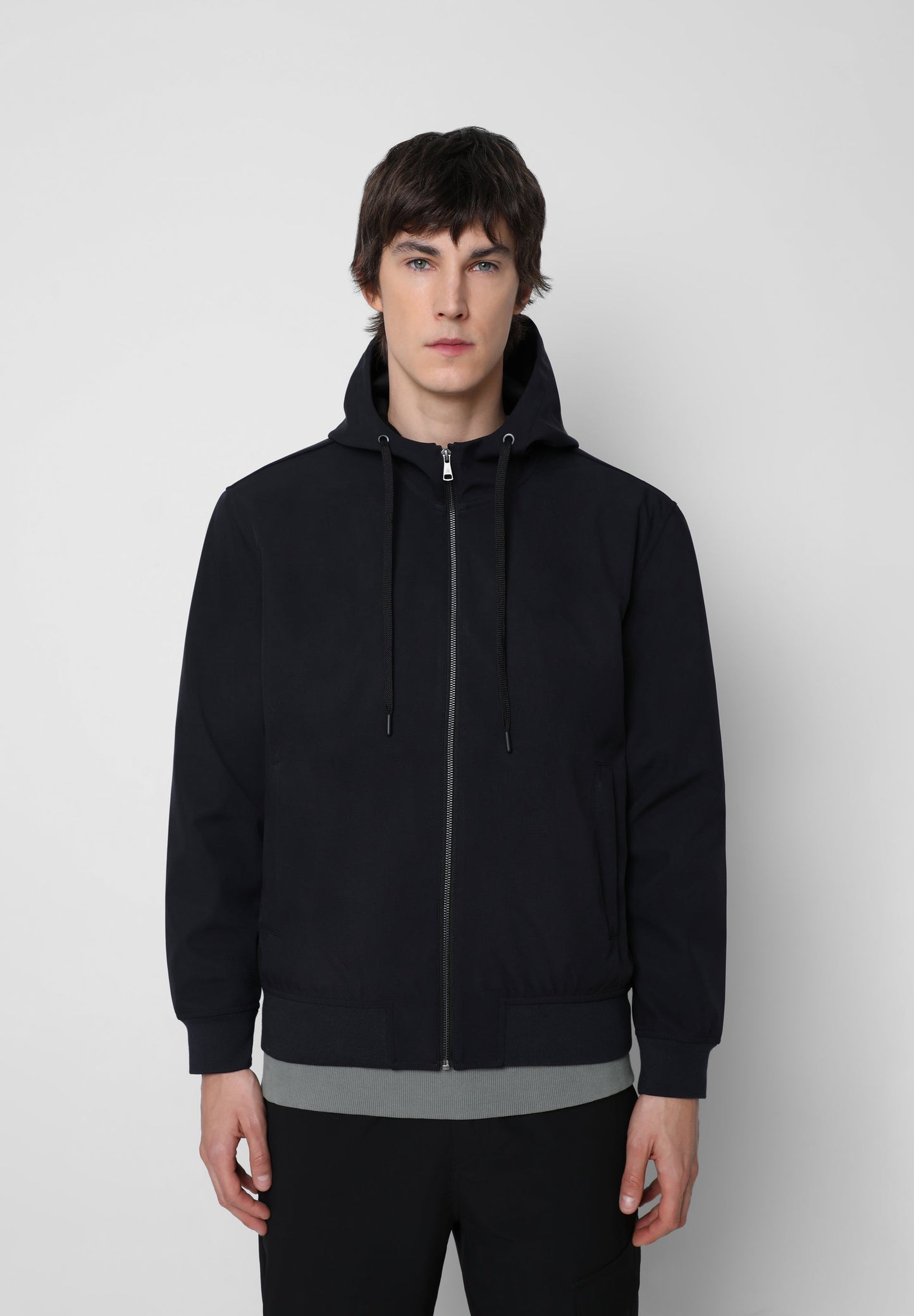 CHAQUETA PREMIUM LIGERA CAPUCHA