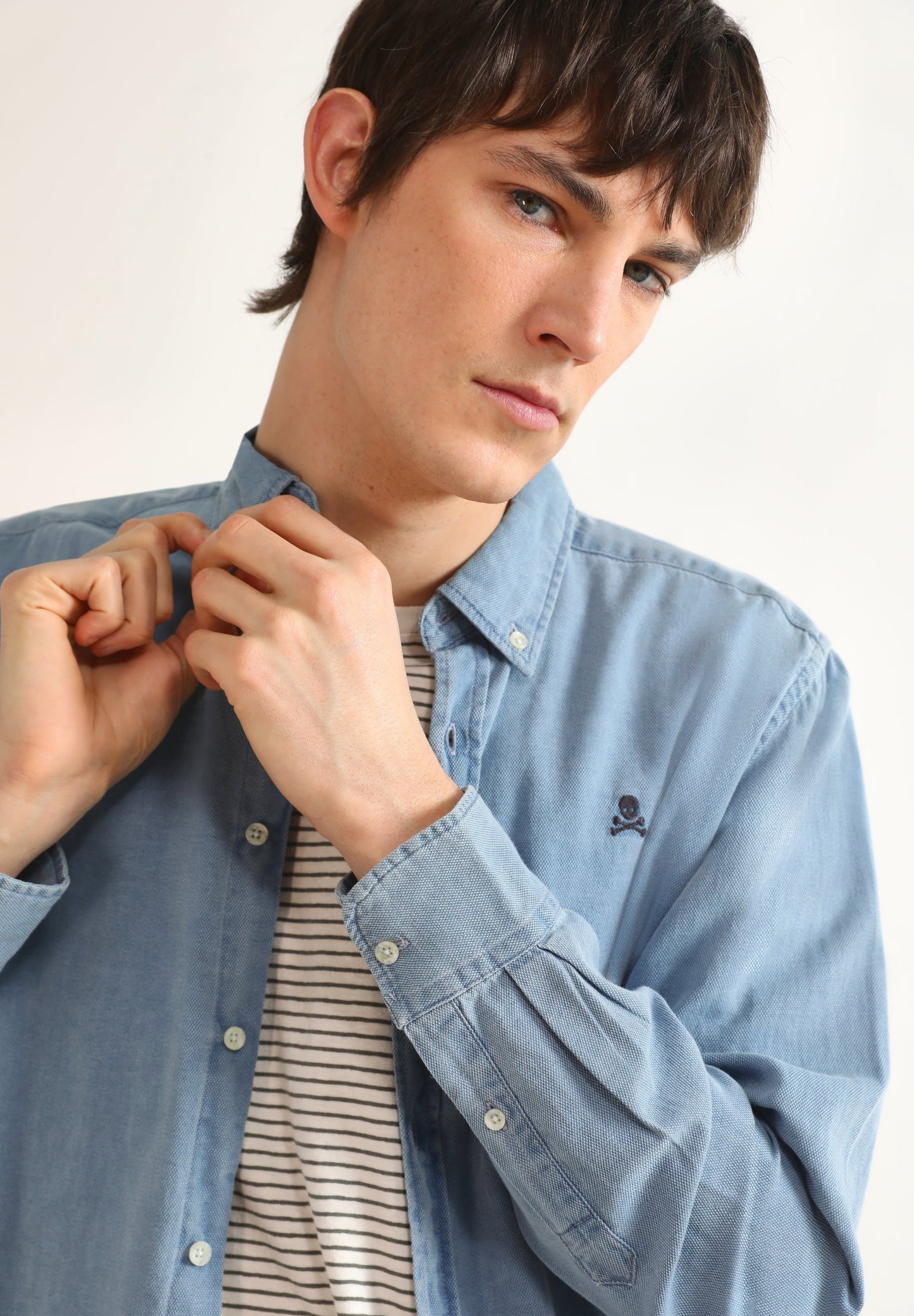 CAMISA DENIM BOTONES