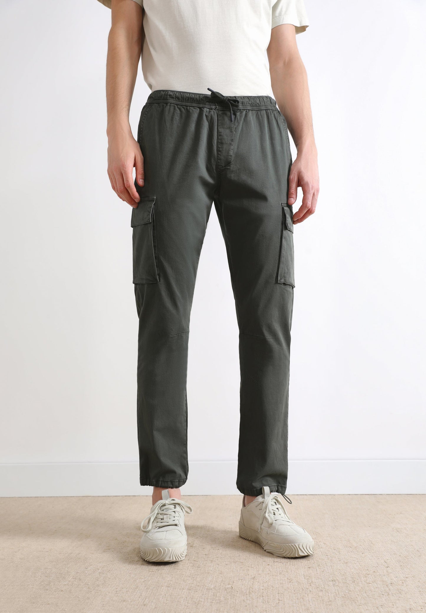 PANTALÓN CARGO JOGGER