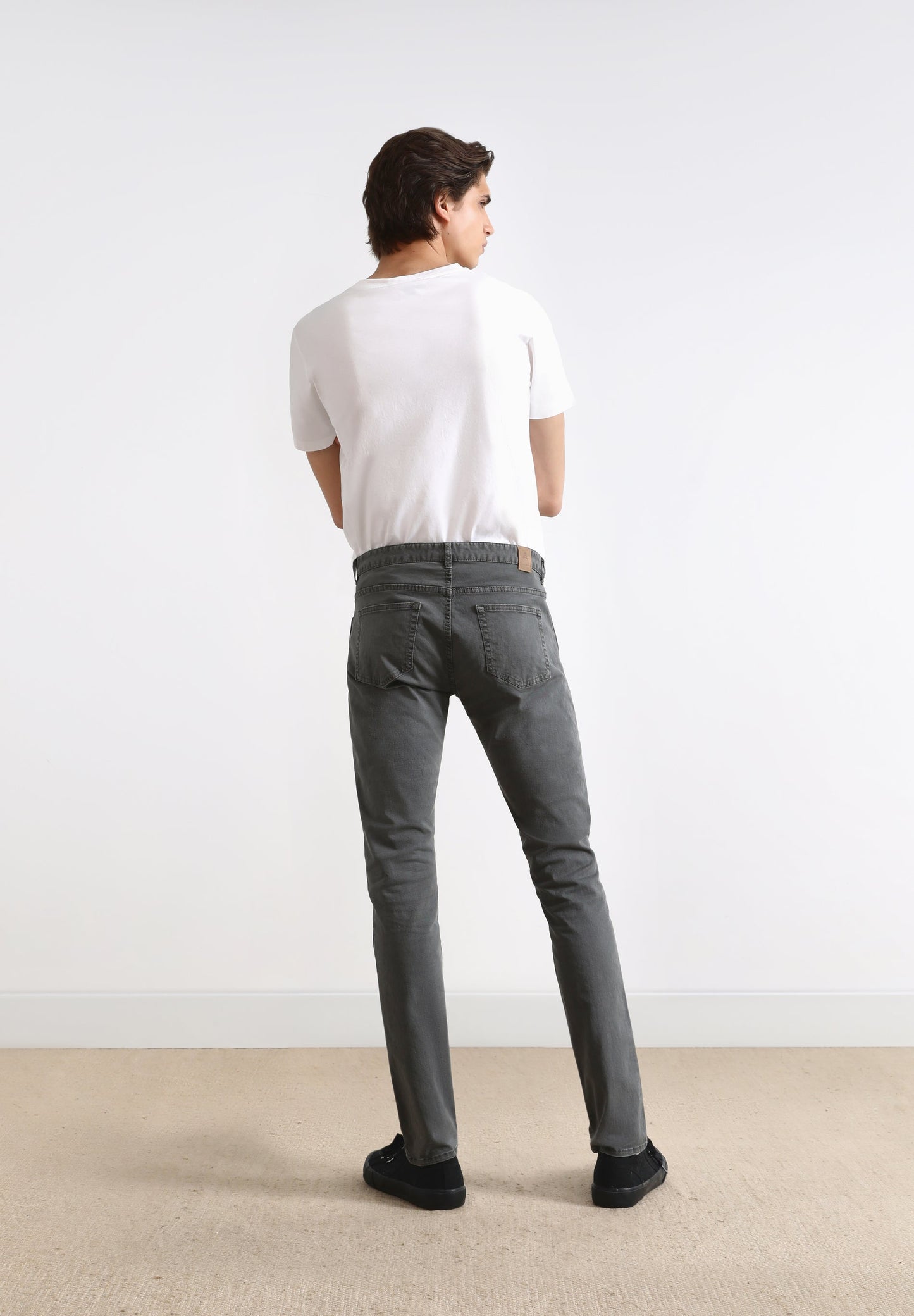 PANTALÓN CINCO BOLSILLOS