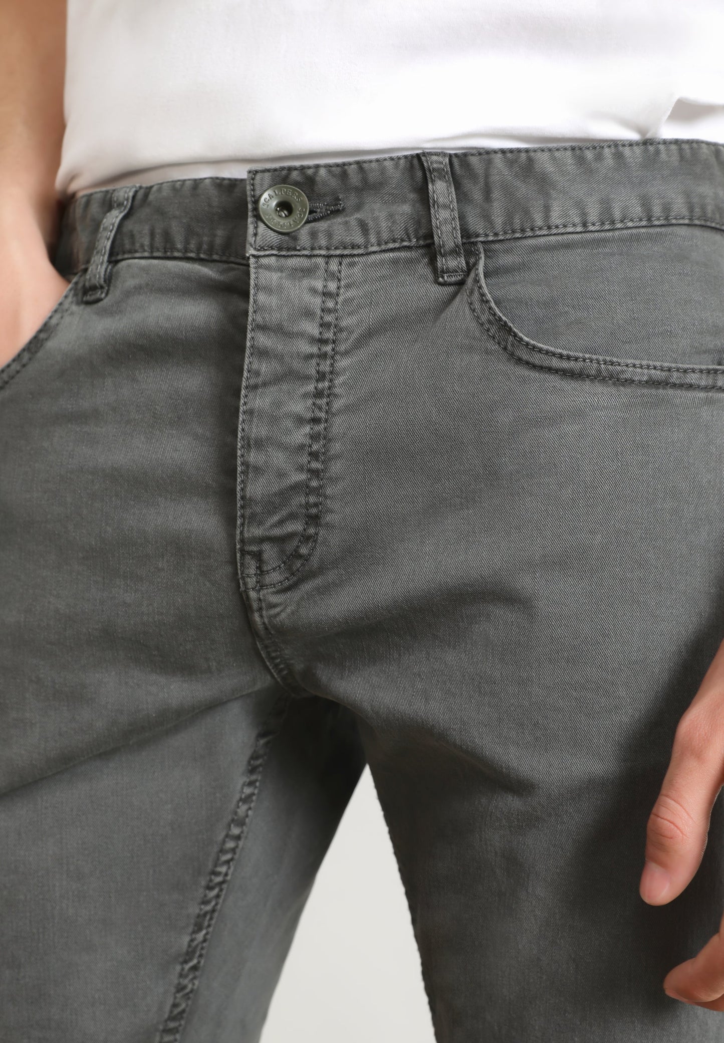 PANTALÓN CINCO BOLSILLOS