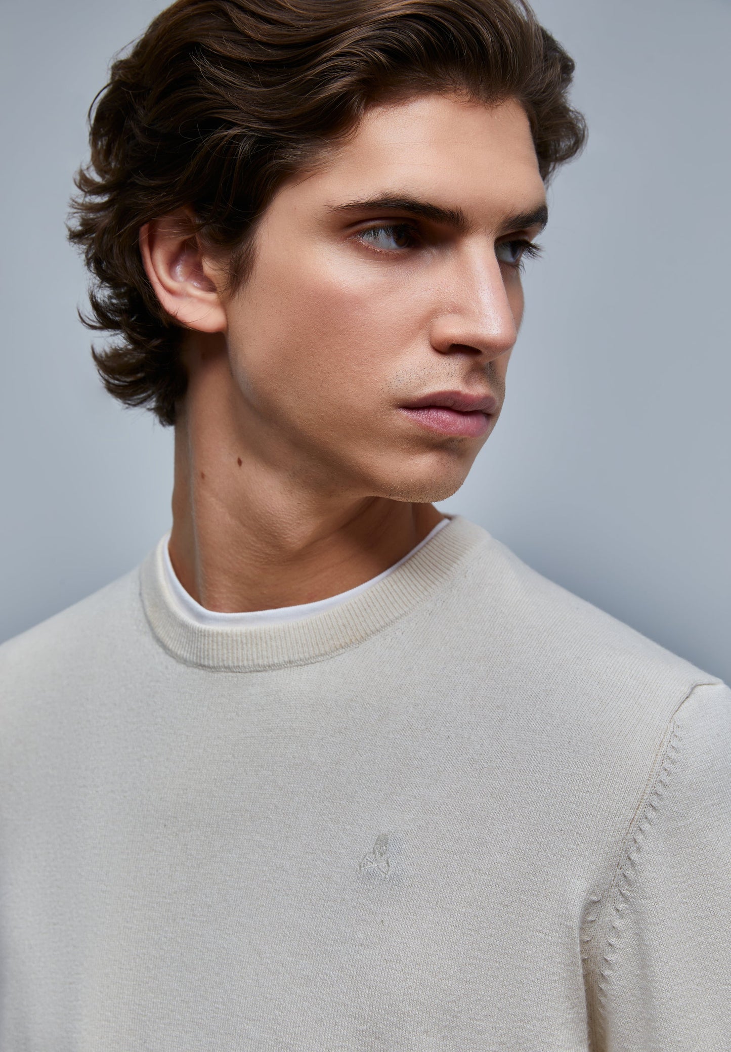SWEATER CUELLO REDONDO CALAVERA