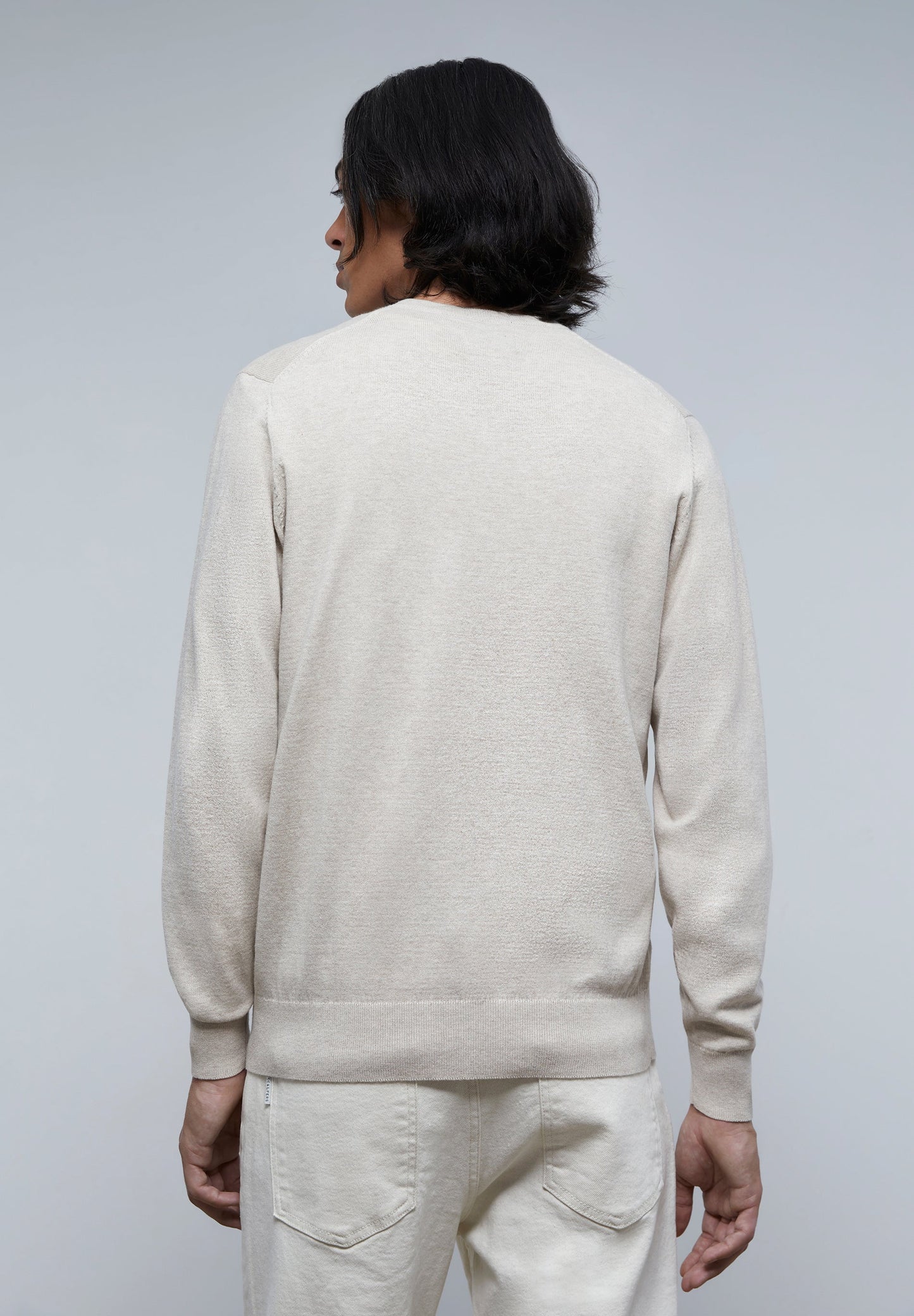 SWEATER CUELLO EN V CALAVERA