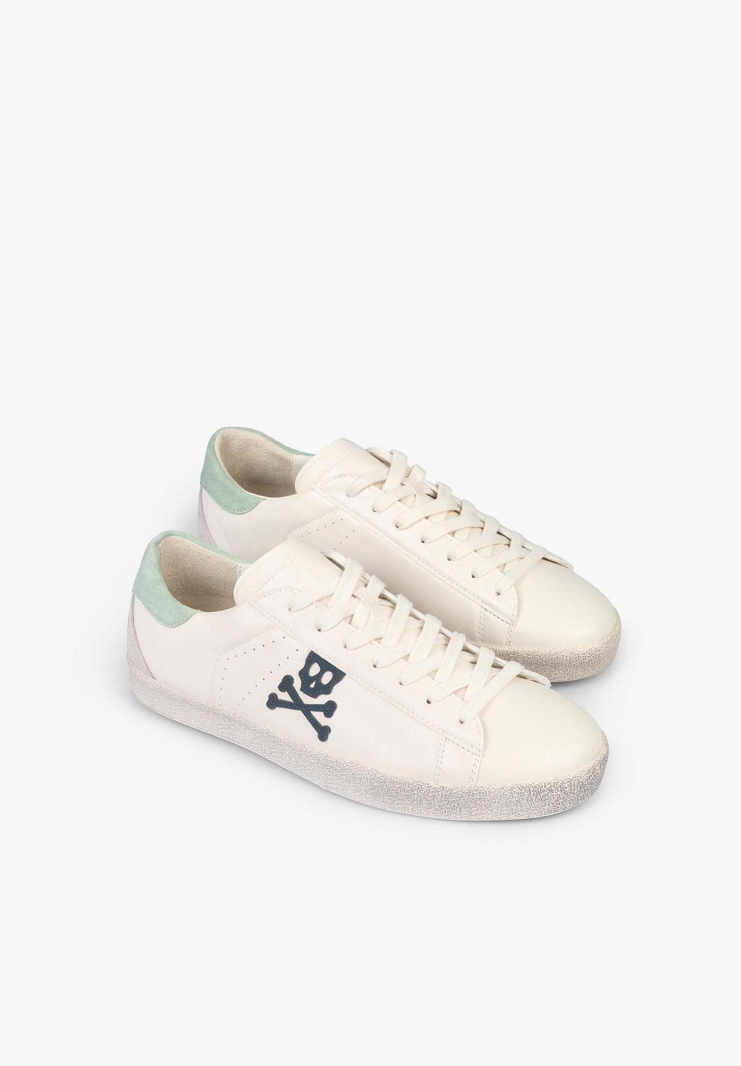 ZAPATILLAS BAJAS CALAVERA