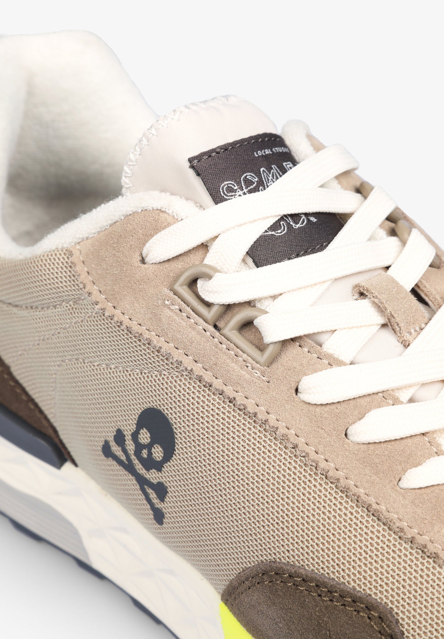 SNEAKERS CALAVERA LATERAL