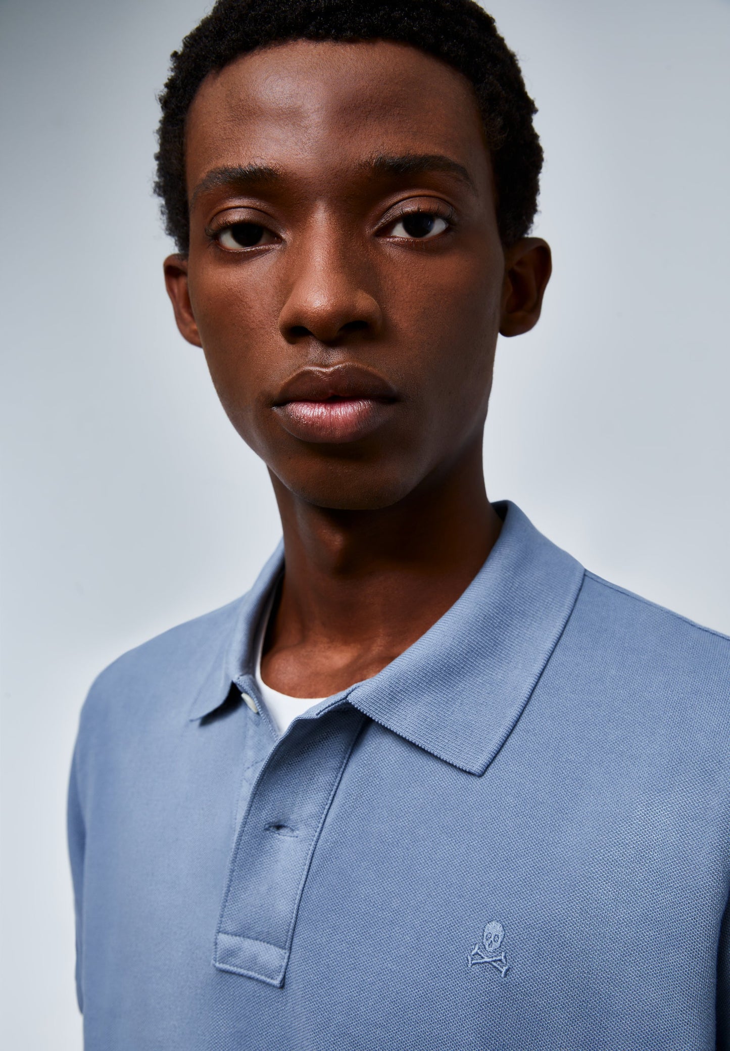 POLO BÁSICO CALAVERA