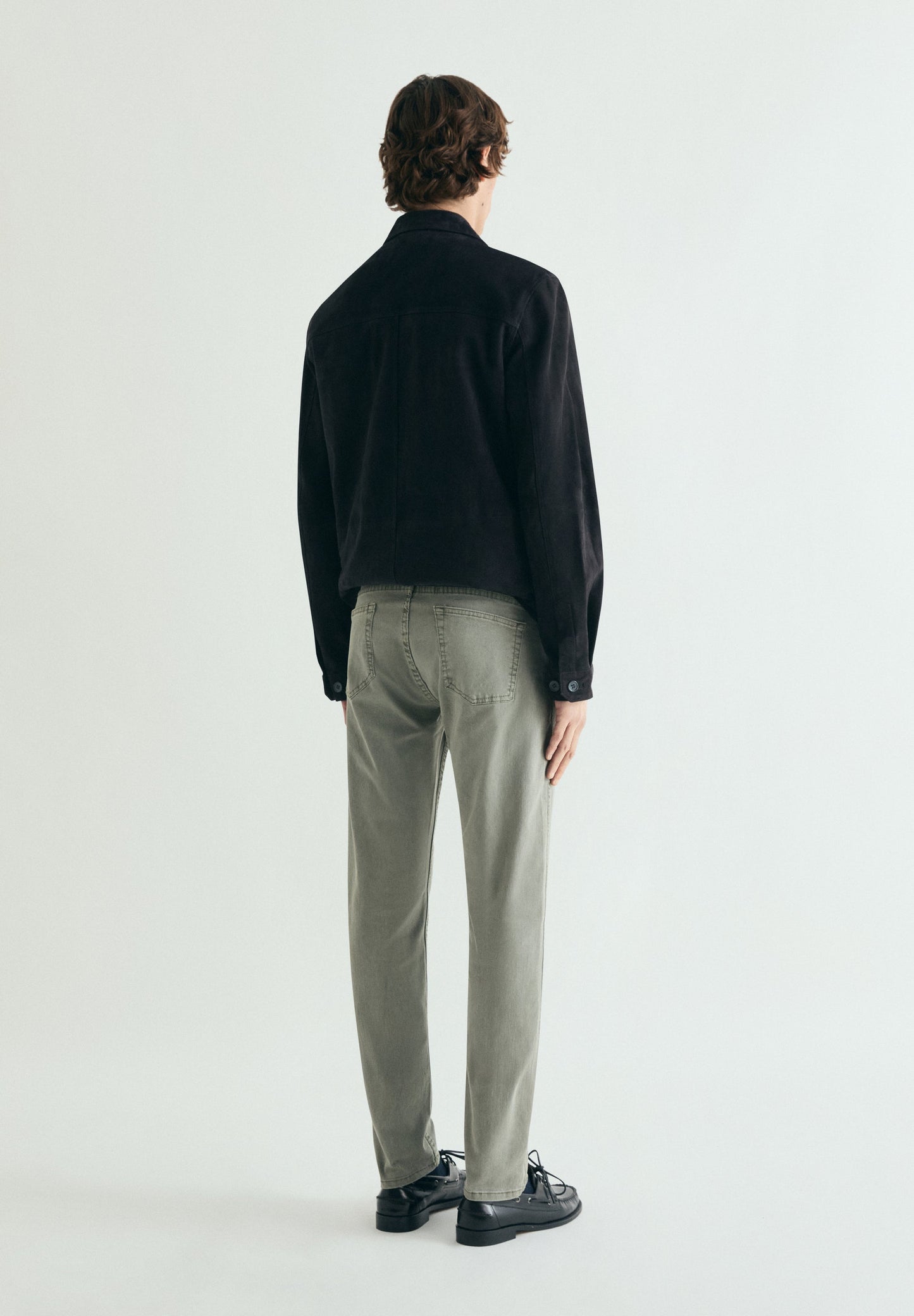 PANTALÓN CINCO BOLSILLOS