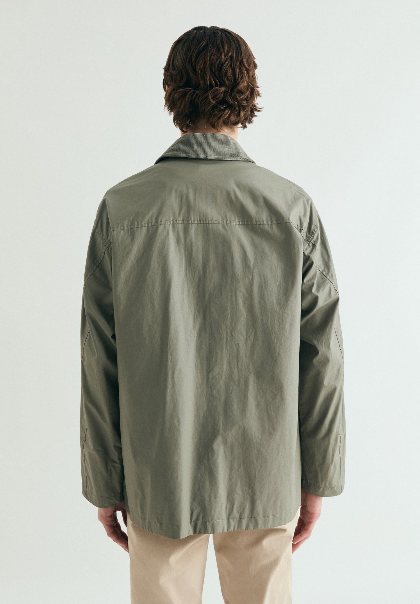 CHAQUETA ENCERADA CON SNAPS