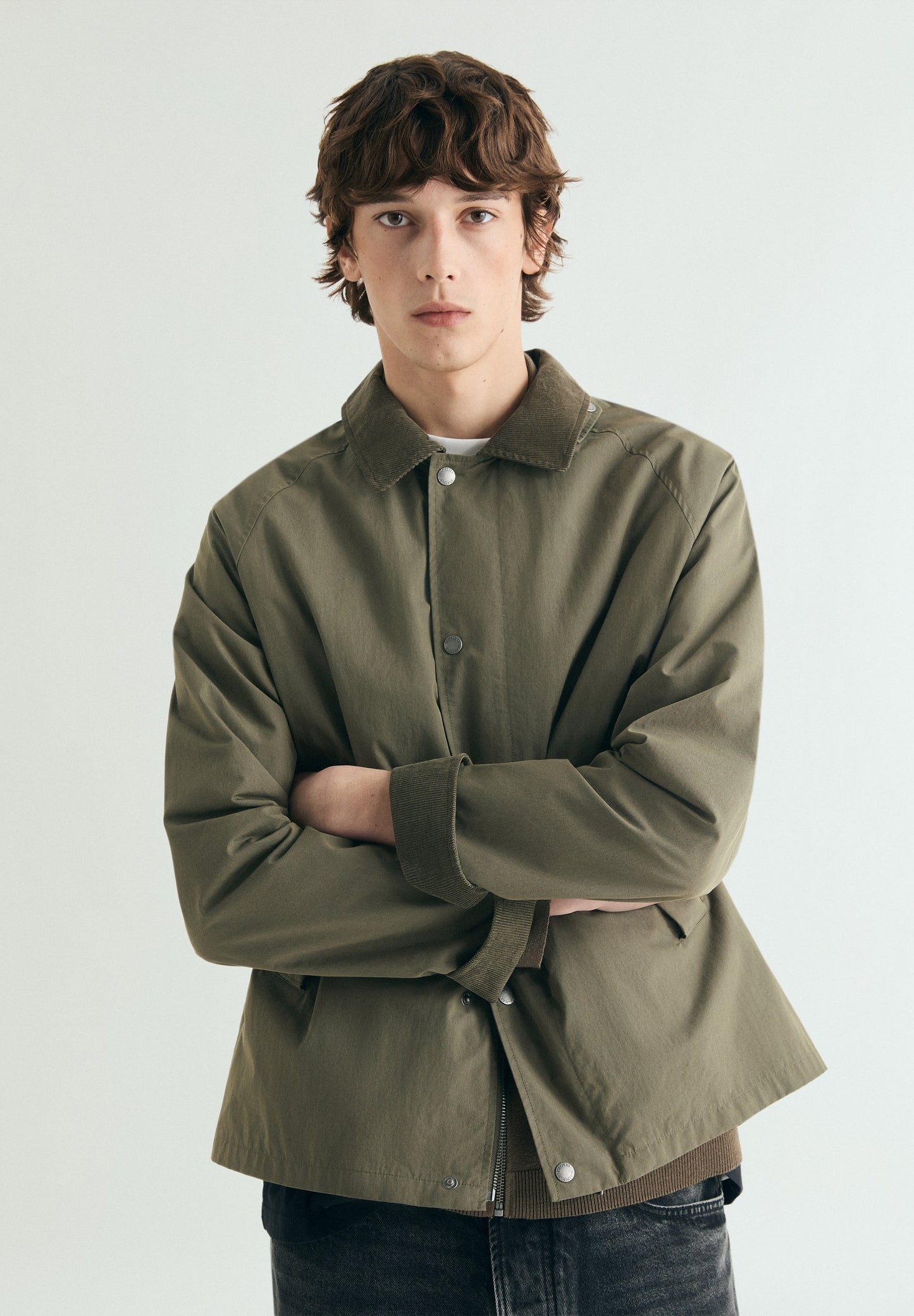 CHAQUETA BOXY CUELLO PANA