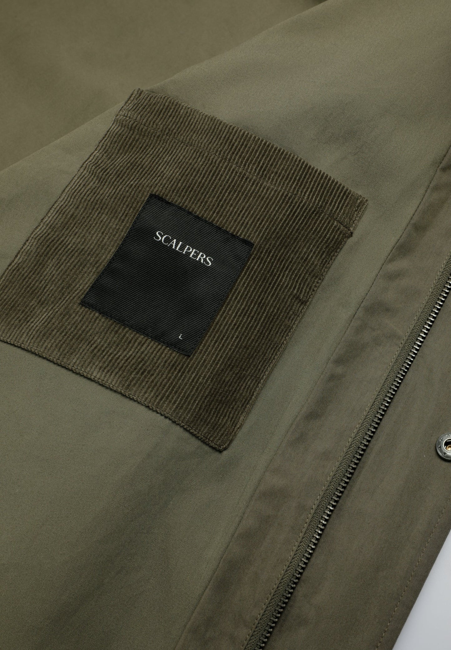 CHAQUETA BOXY CUELLO PANA
