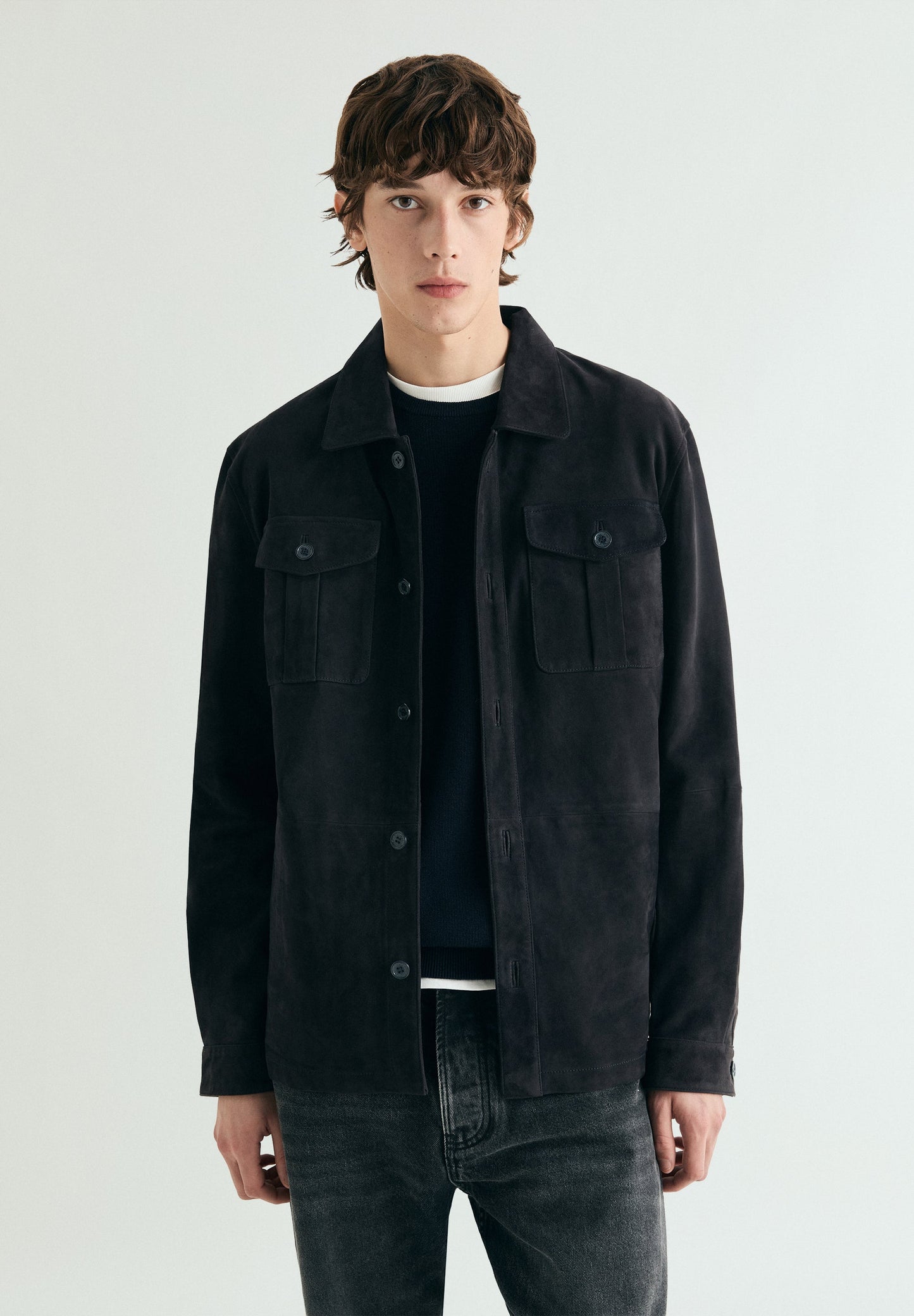 SOBRECAMISA DE ANTE CON BOLSILLOS