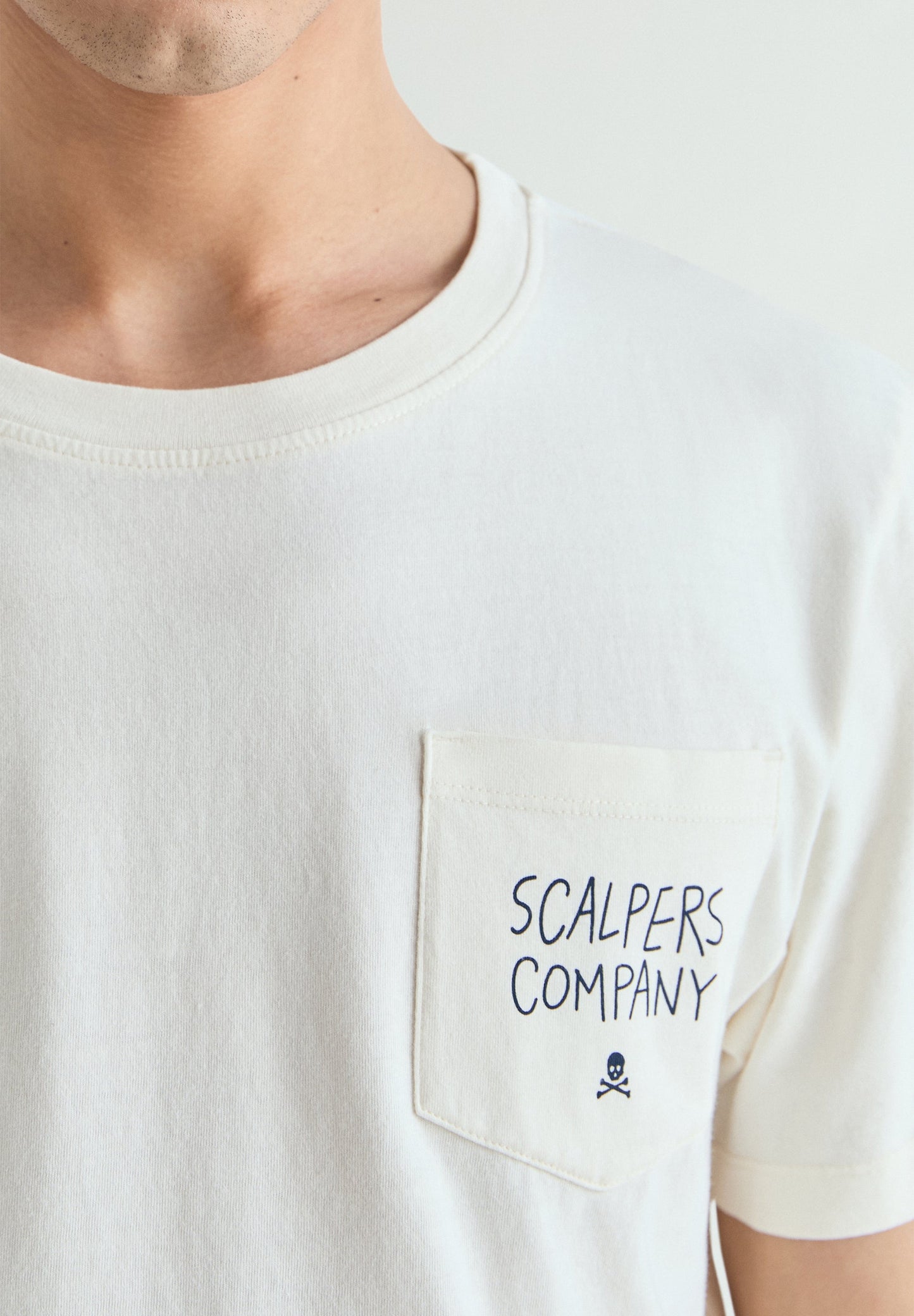 CAMISETA PRINT BOLSILLO