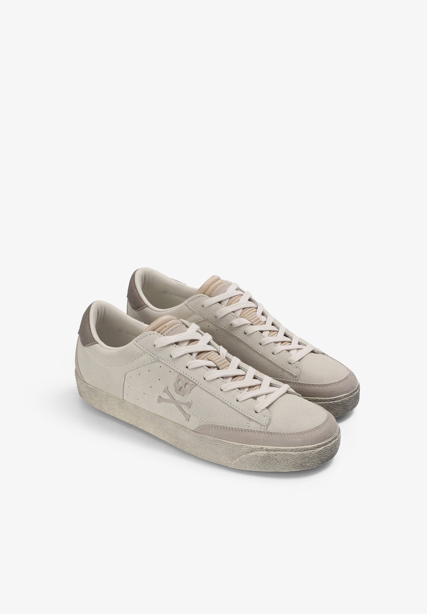 SNEAKERS ANTE CALAVERA