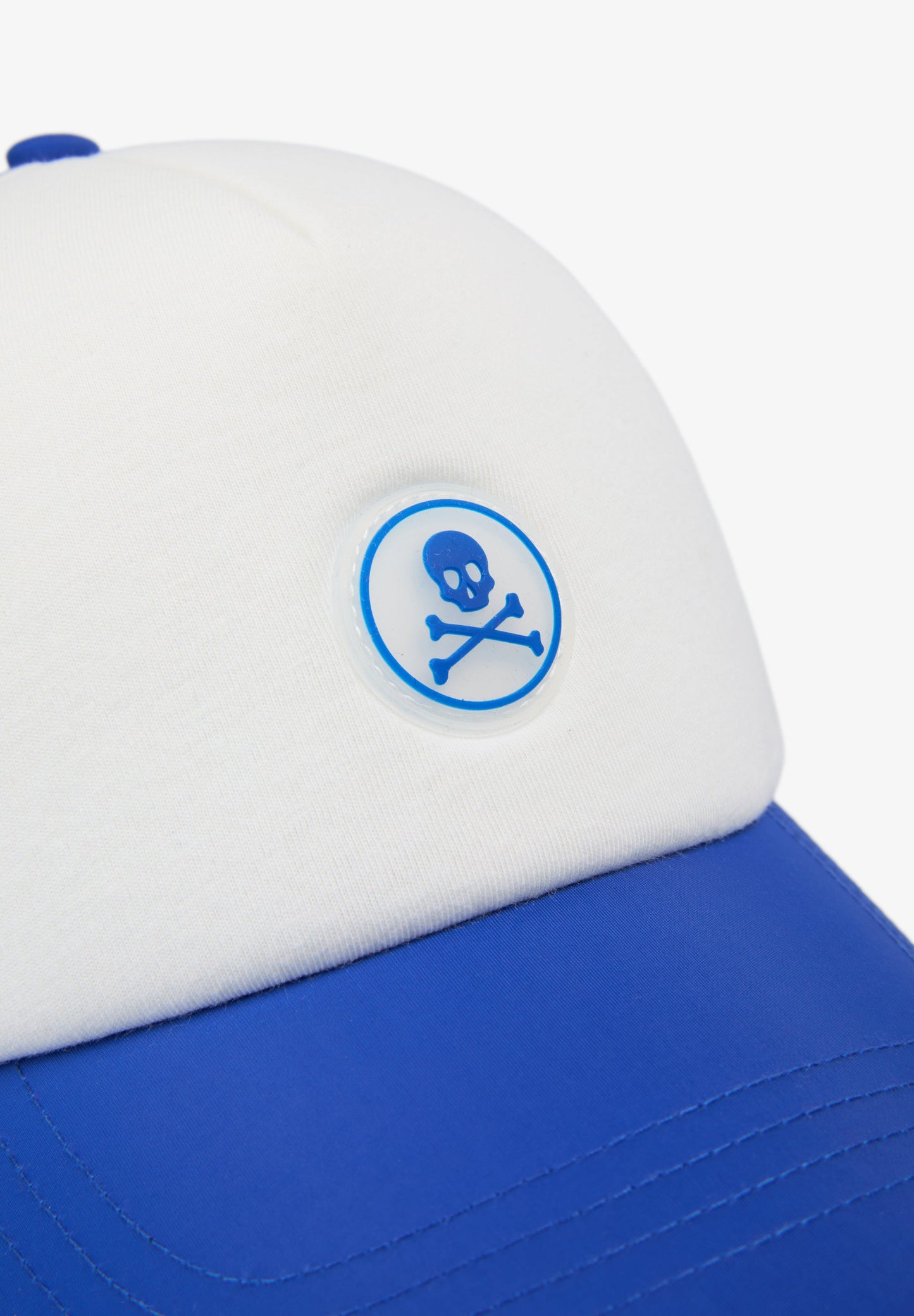 GORRA ESTILO TRUCKER