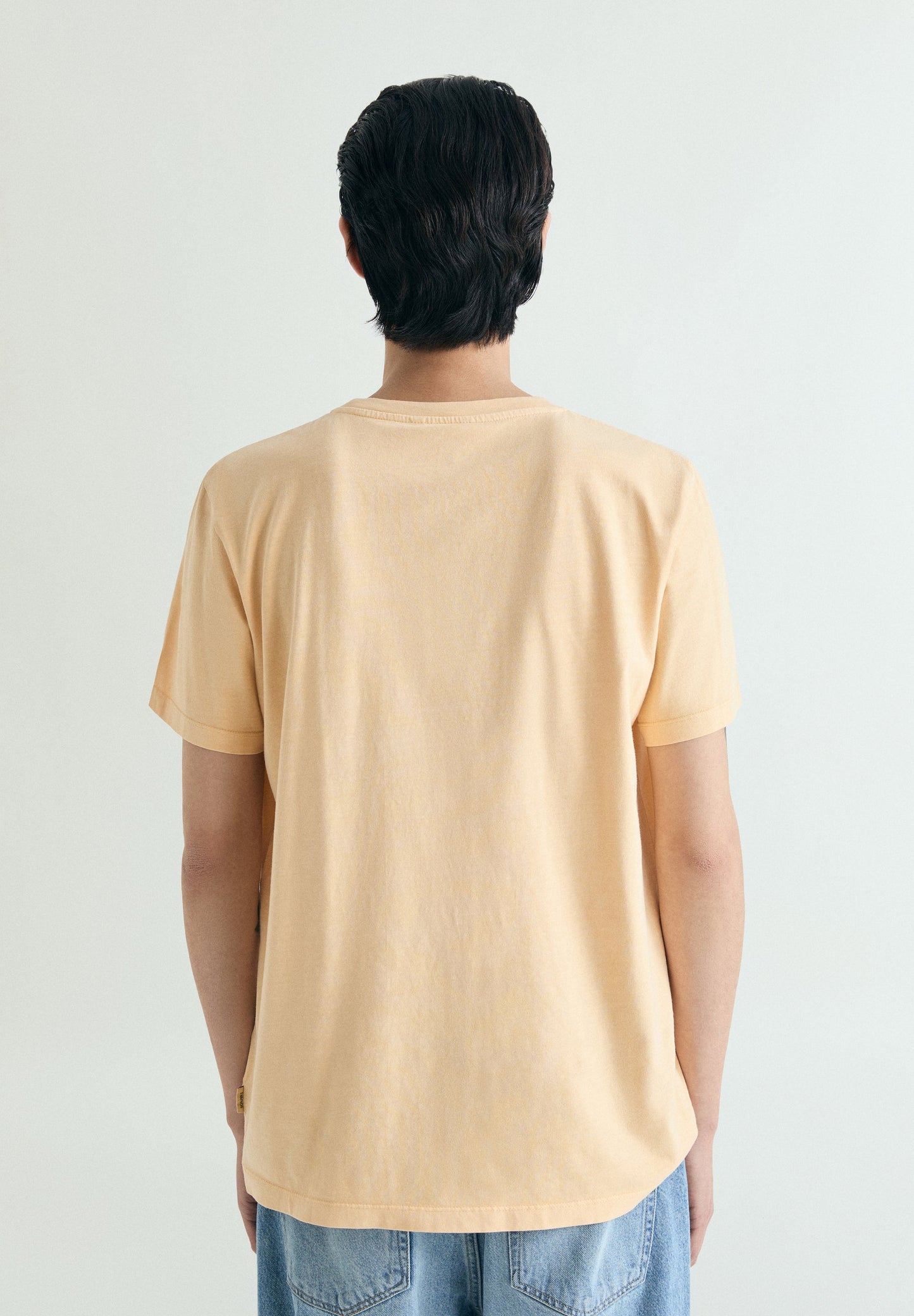 CAMISETA BORDADA EFECTO WASHED