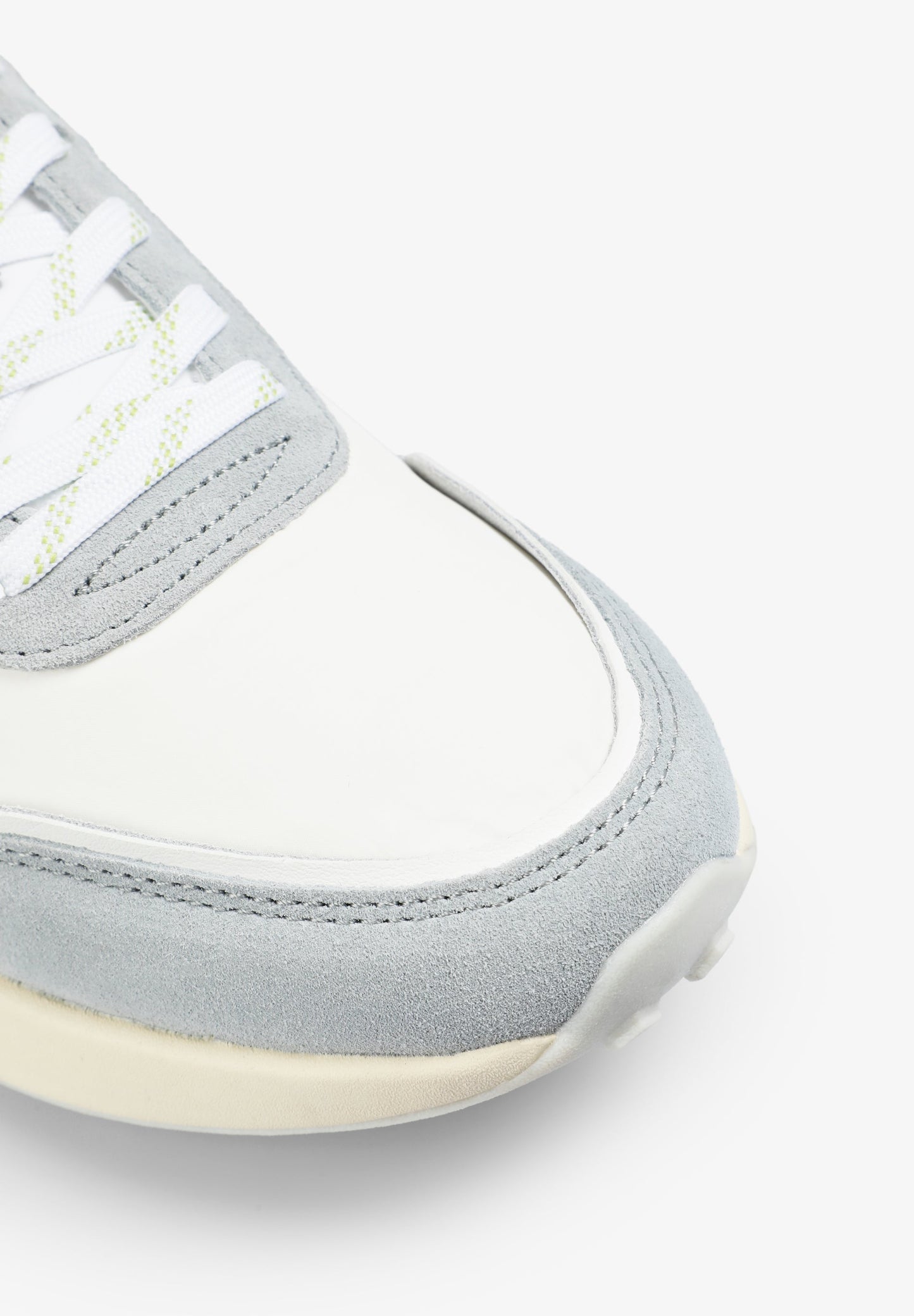 SNEAKERS CALAVERA PIEL