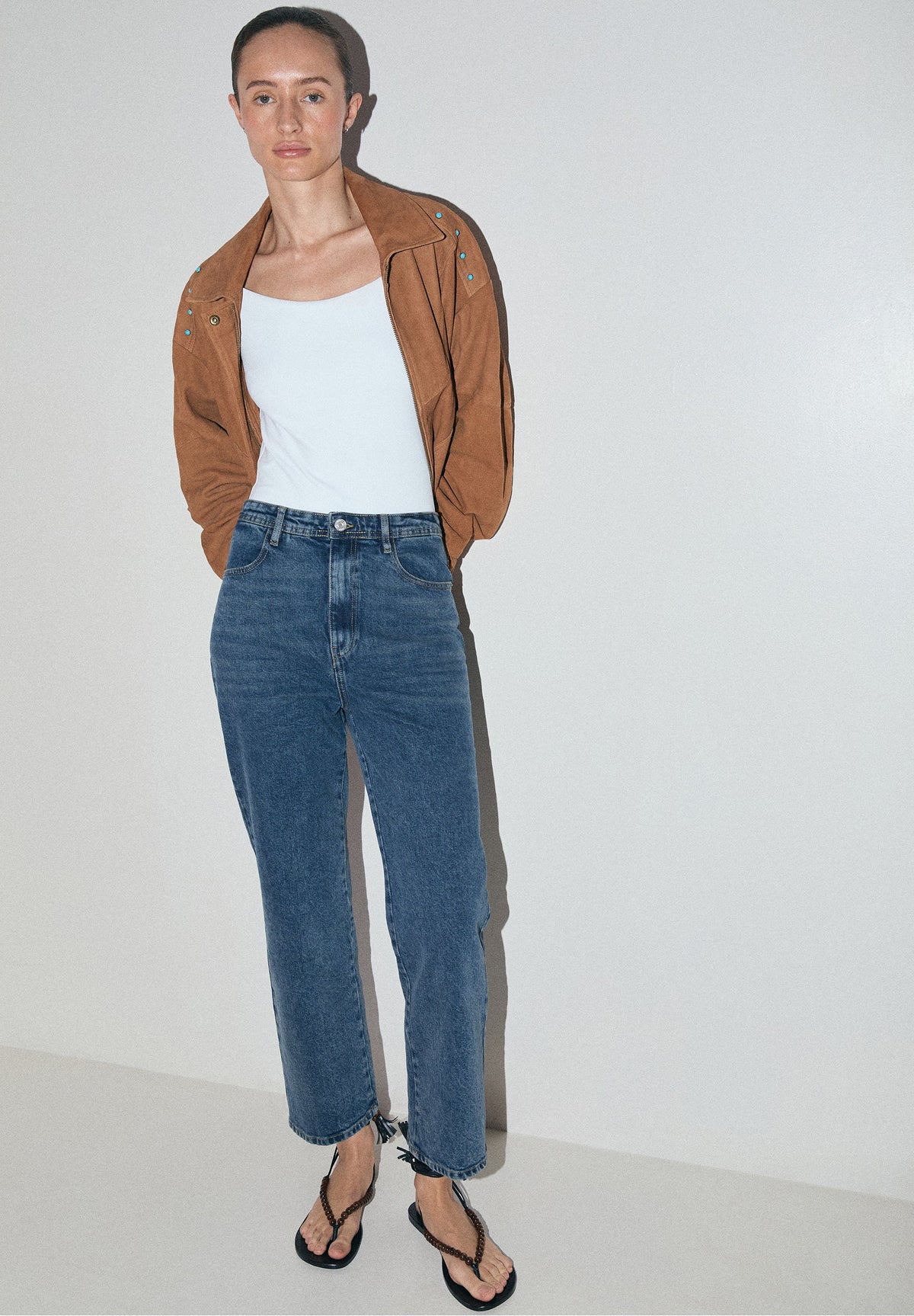 JEANS BOTONES TRASEROS