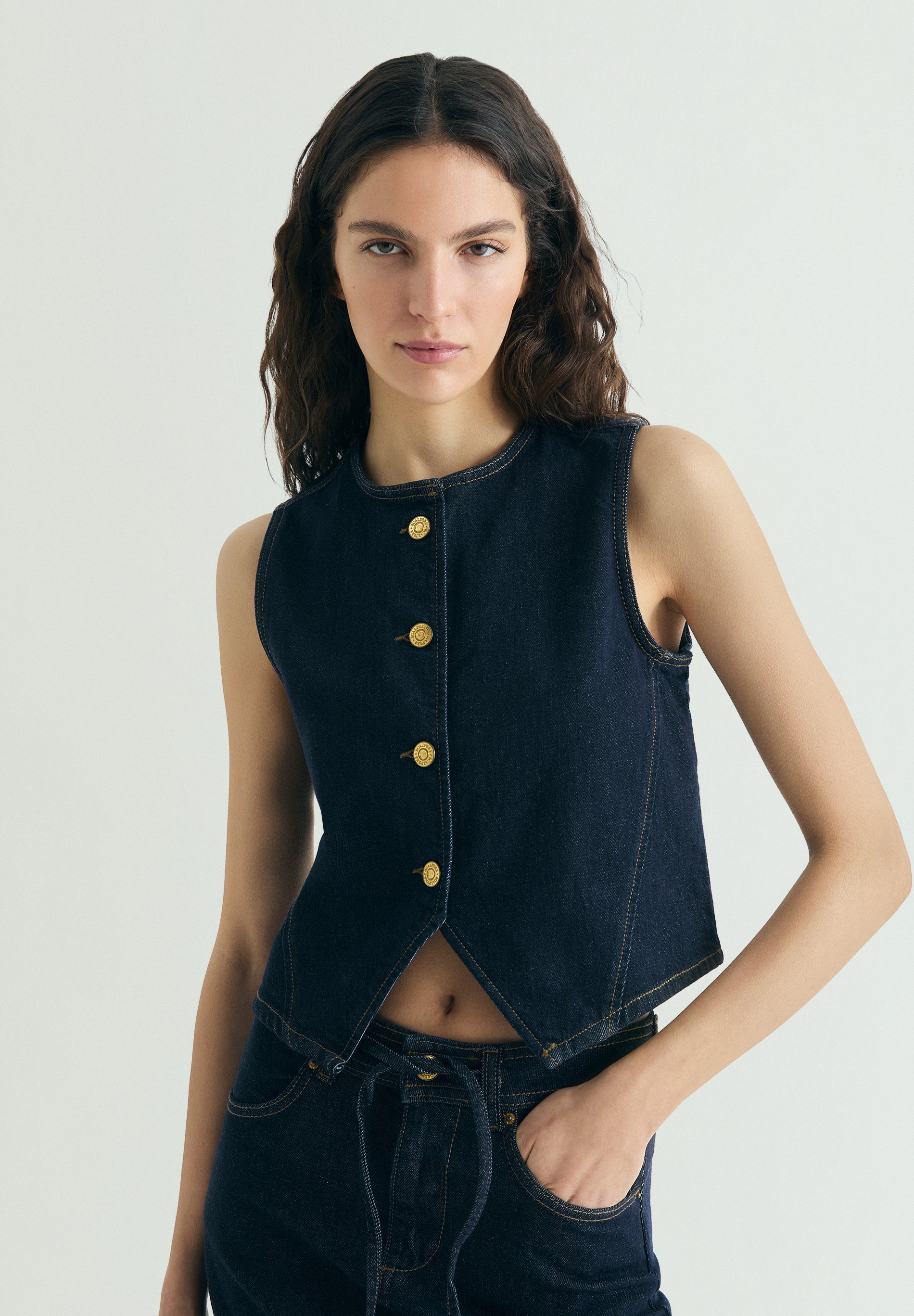 CHALECO DENIM CROPPED
