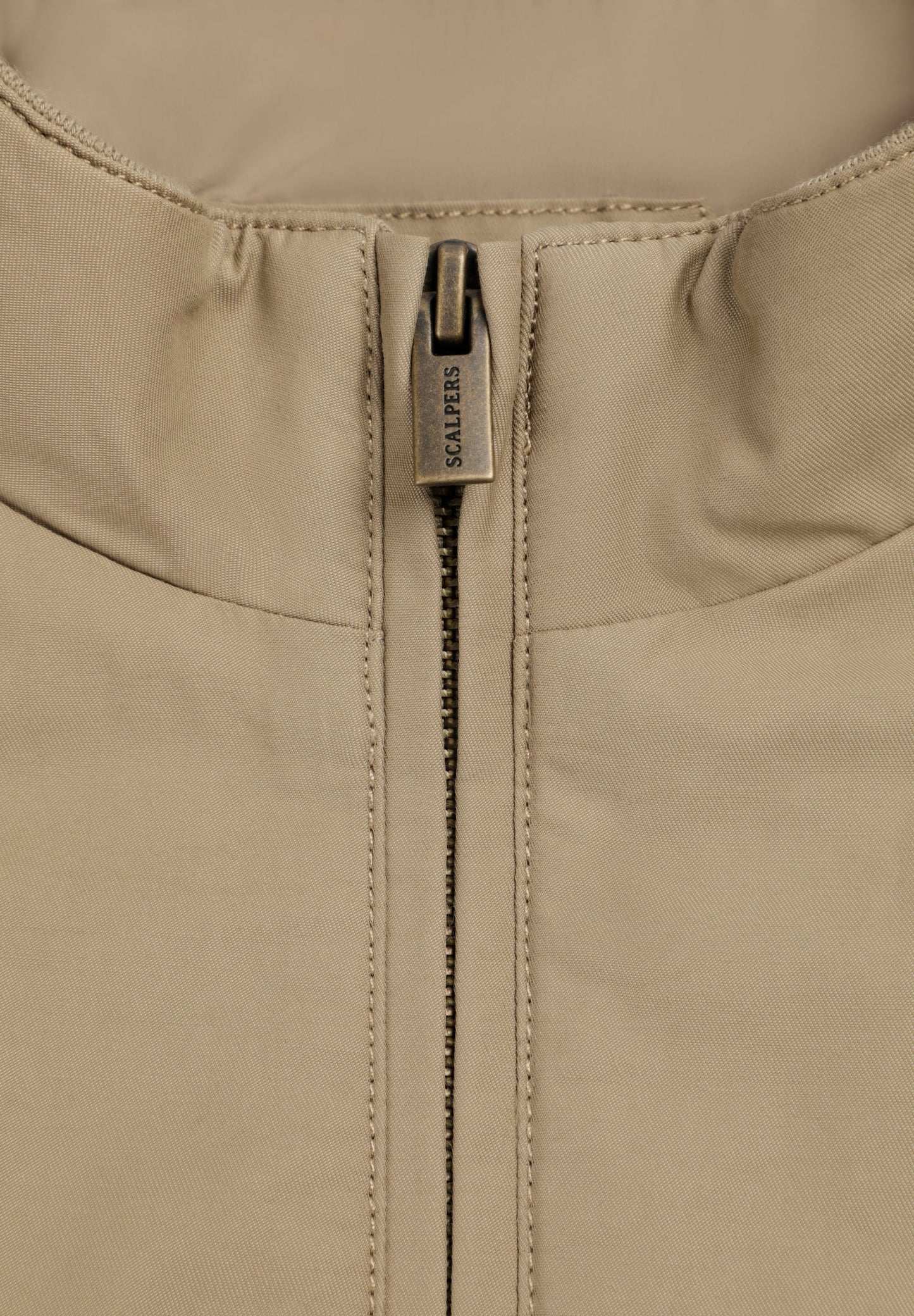 CHAQUETA BOMBER CUELLO ALTO
