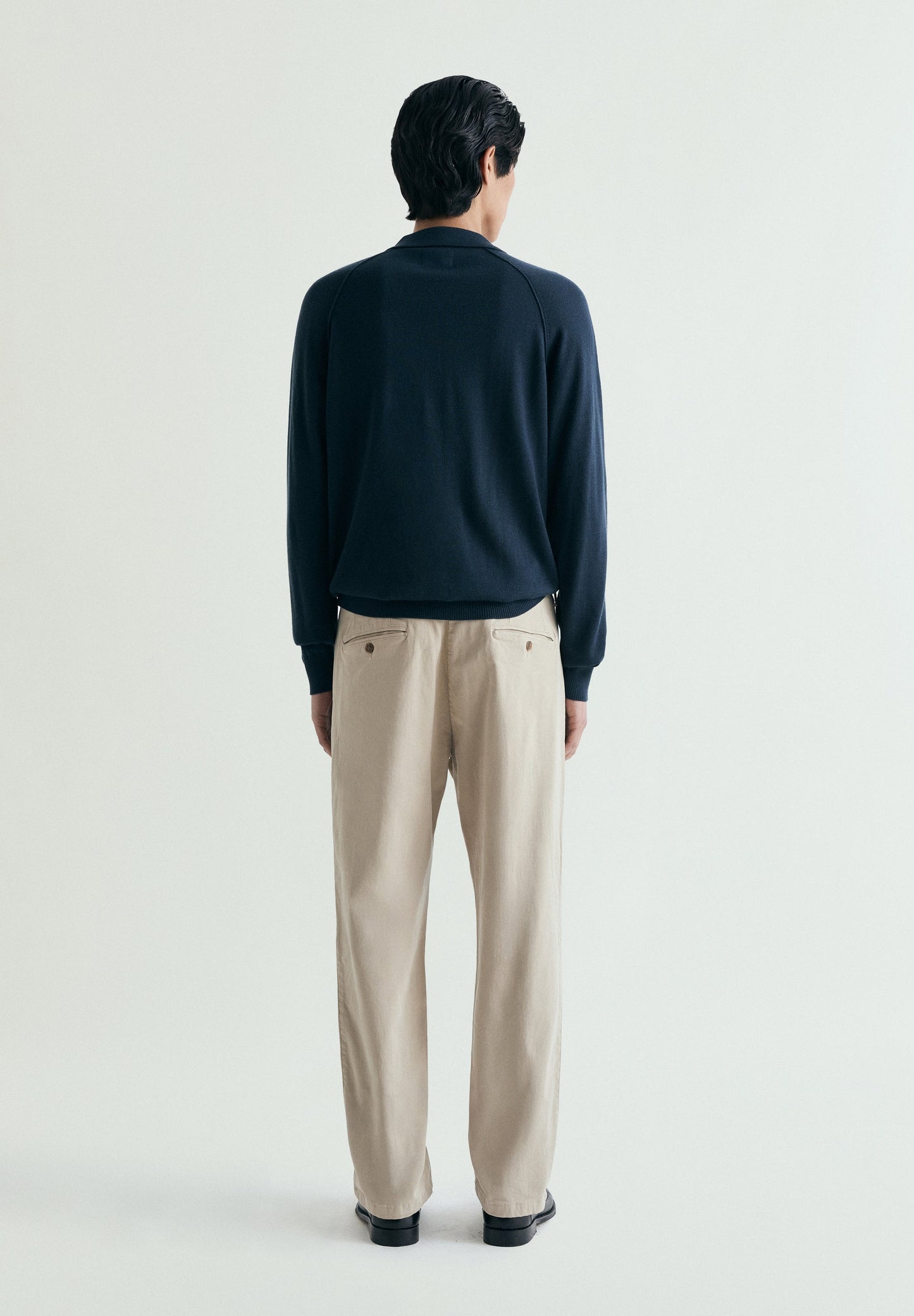 PANTALÓN CHINO PINZAS