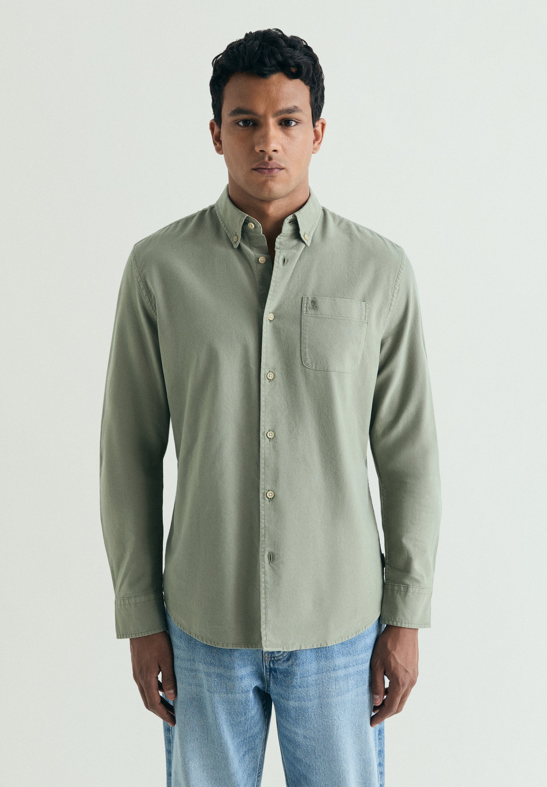 CAMISA OXFORD BORDADO TONO