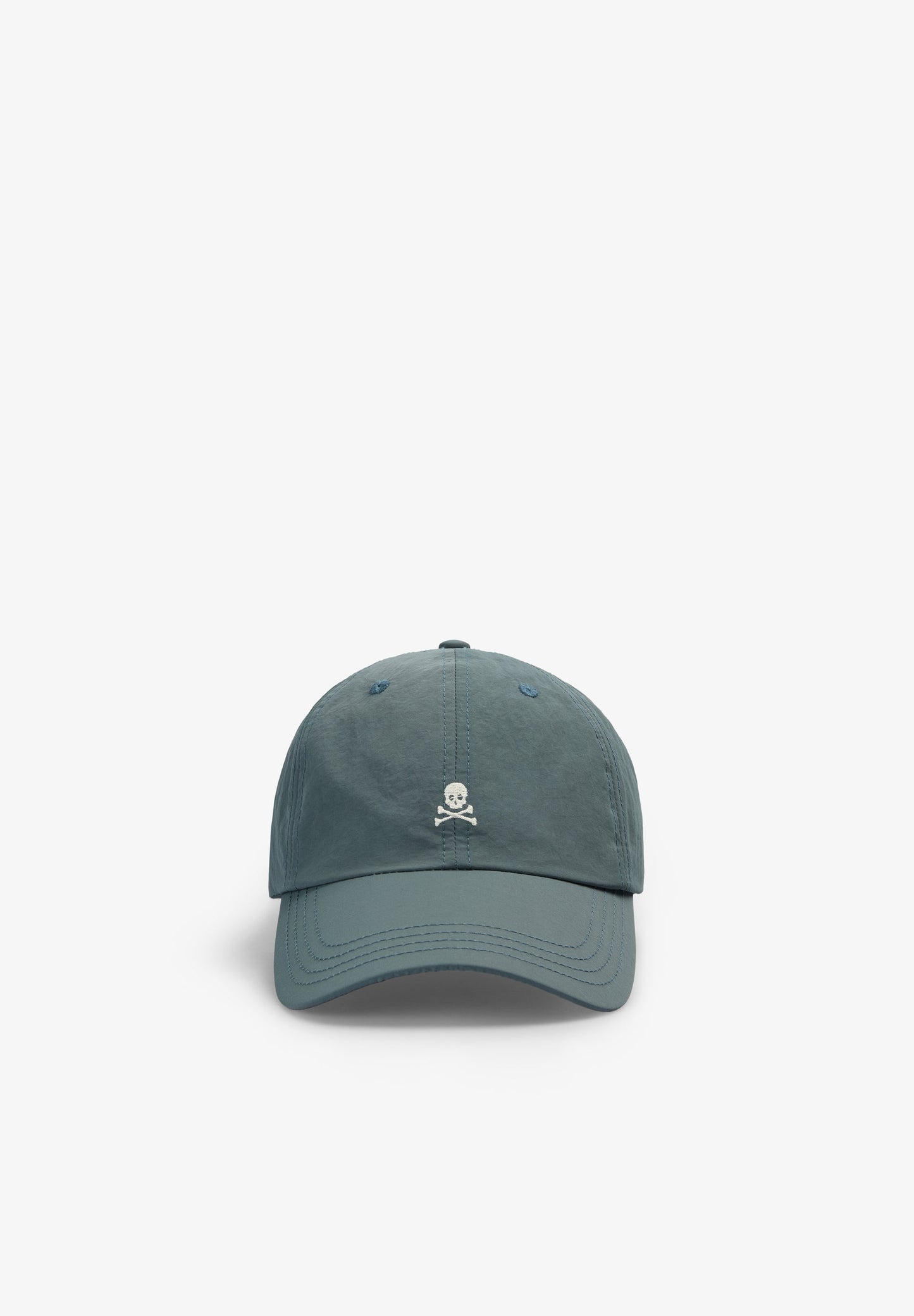 GORRA TÉCNICA BORDADO CONTRASTE