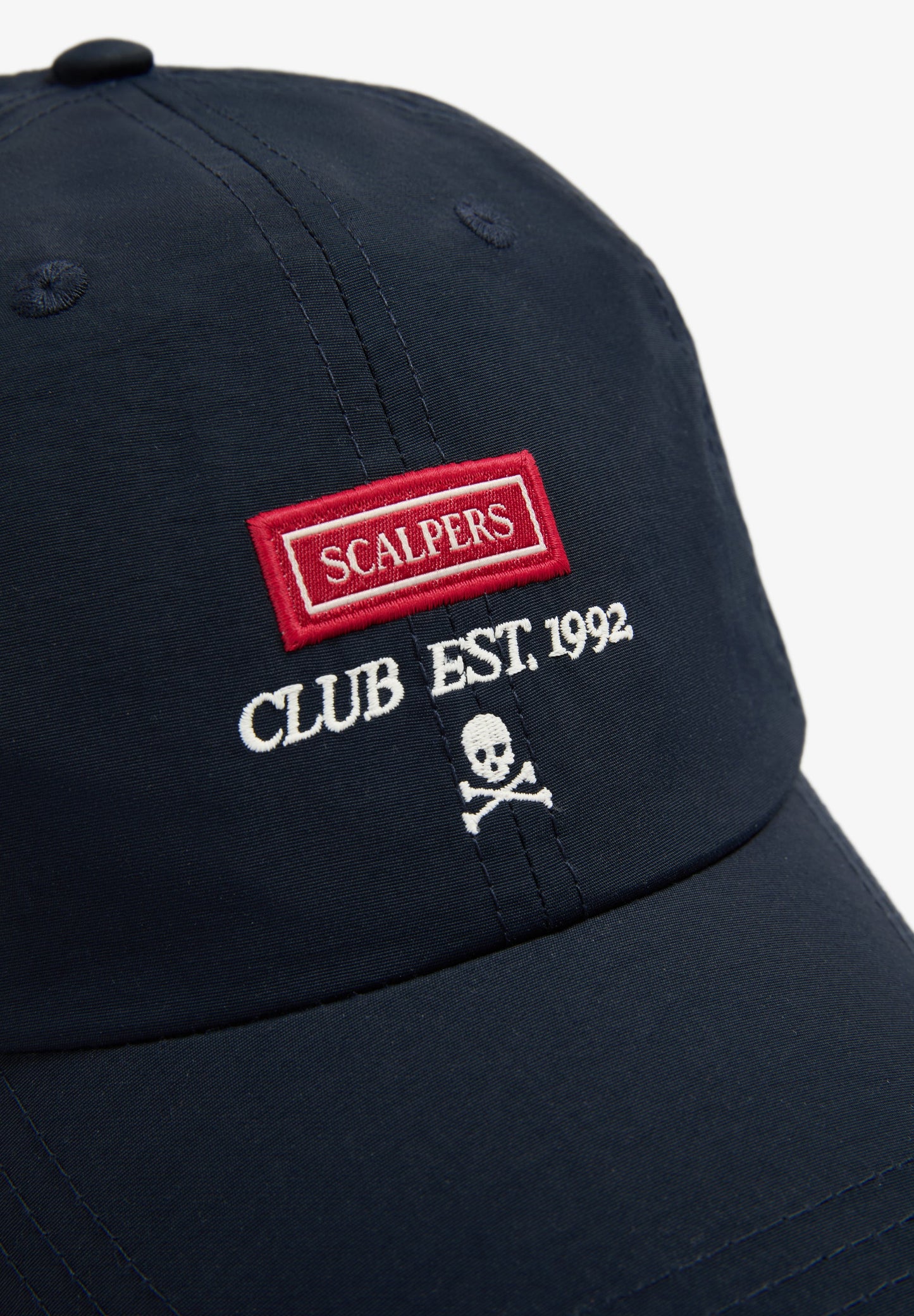 GORRA TÉCNICA LOGO BORDADO
