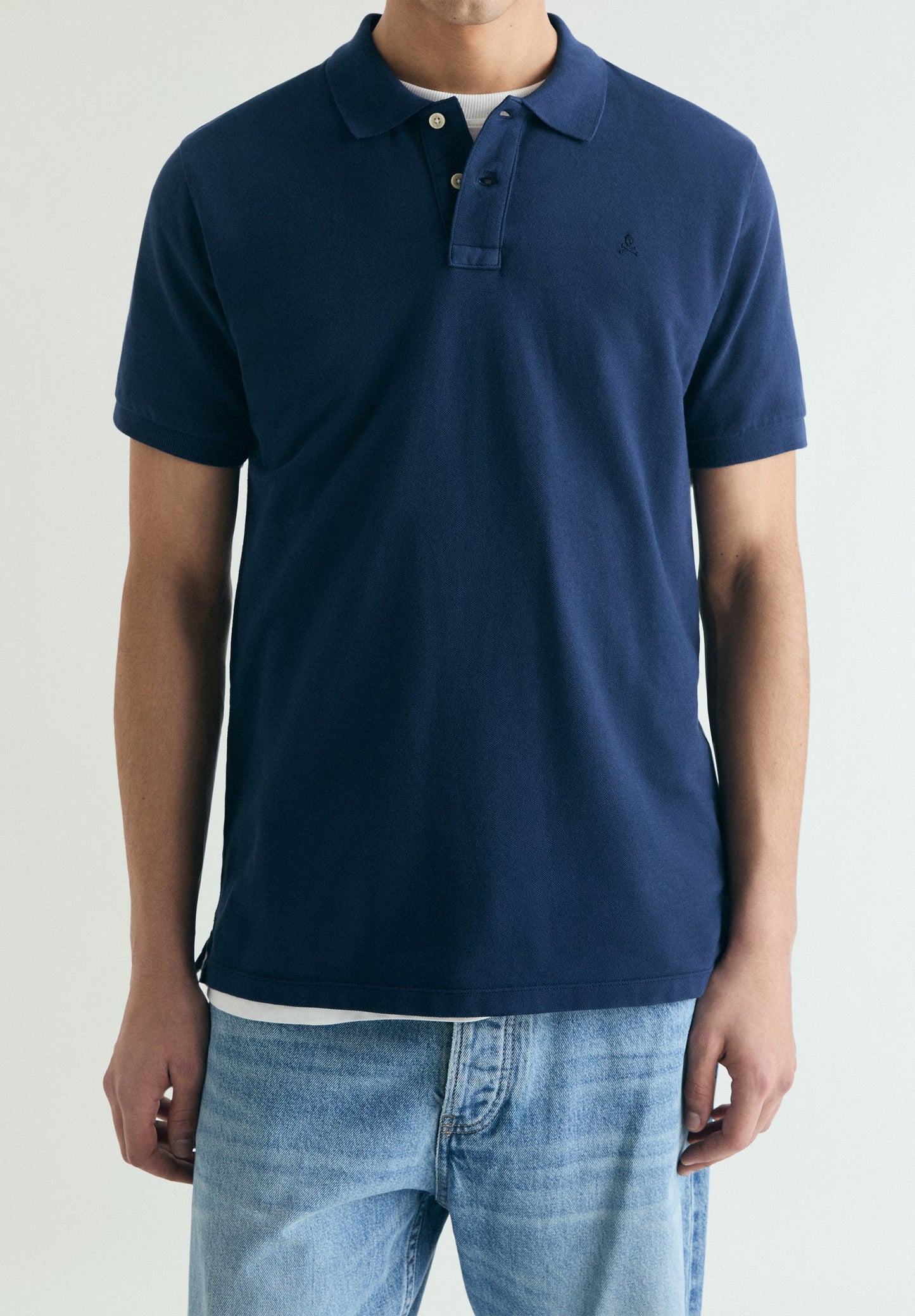 POLO DE PIQUÉ BORDADO