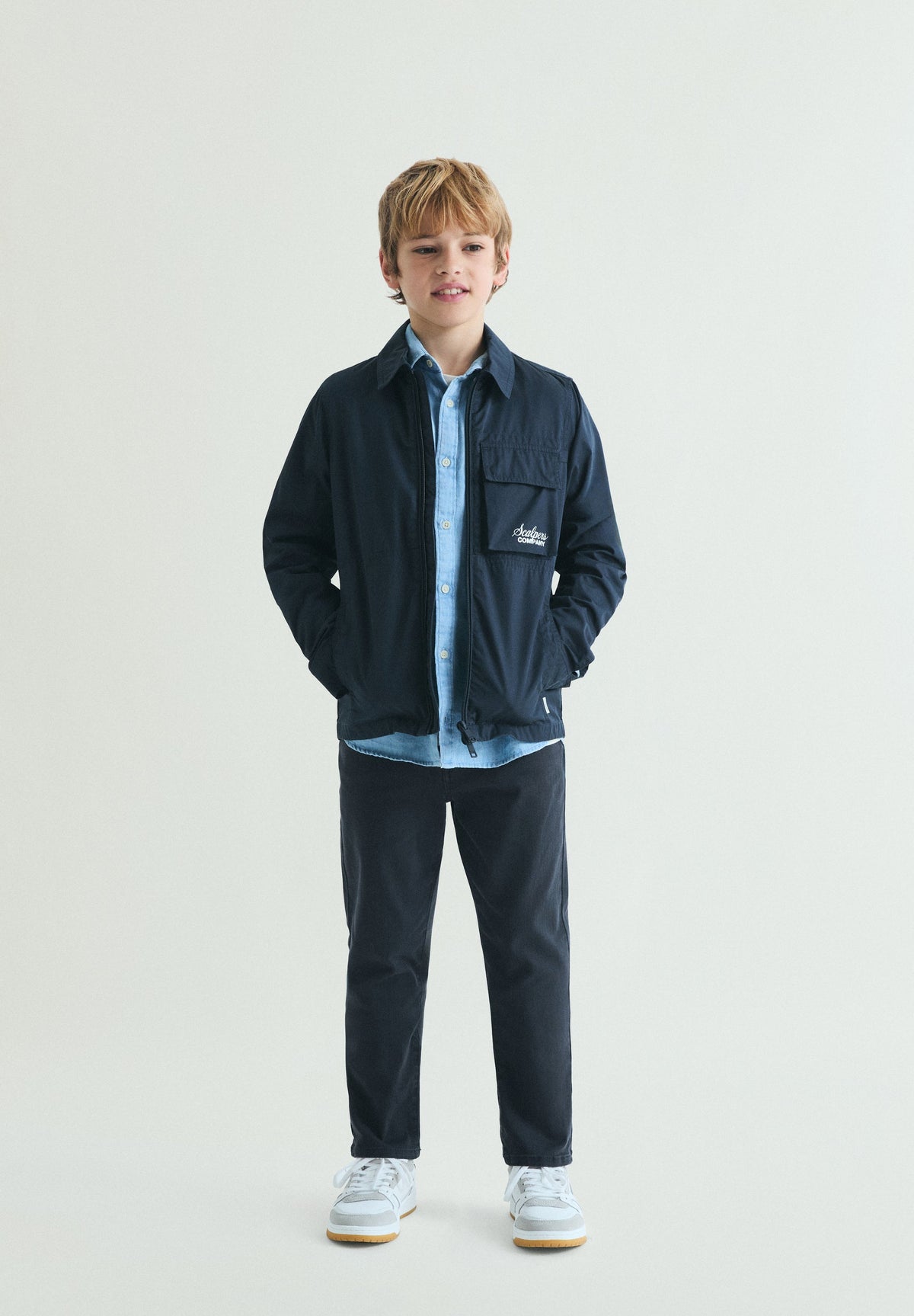 PANTALÓN SLIM FIT DE CINCO BOLSILLOS