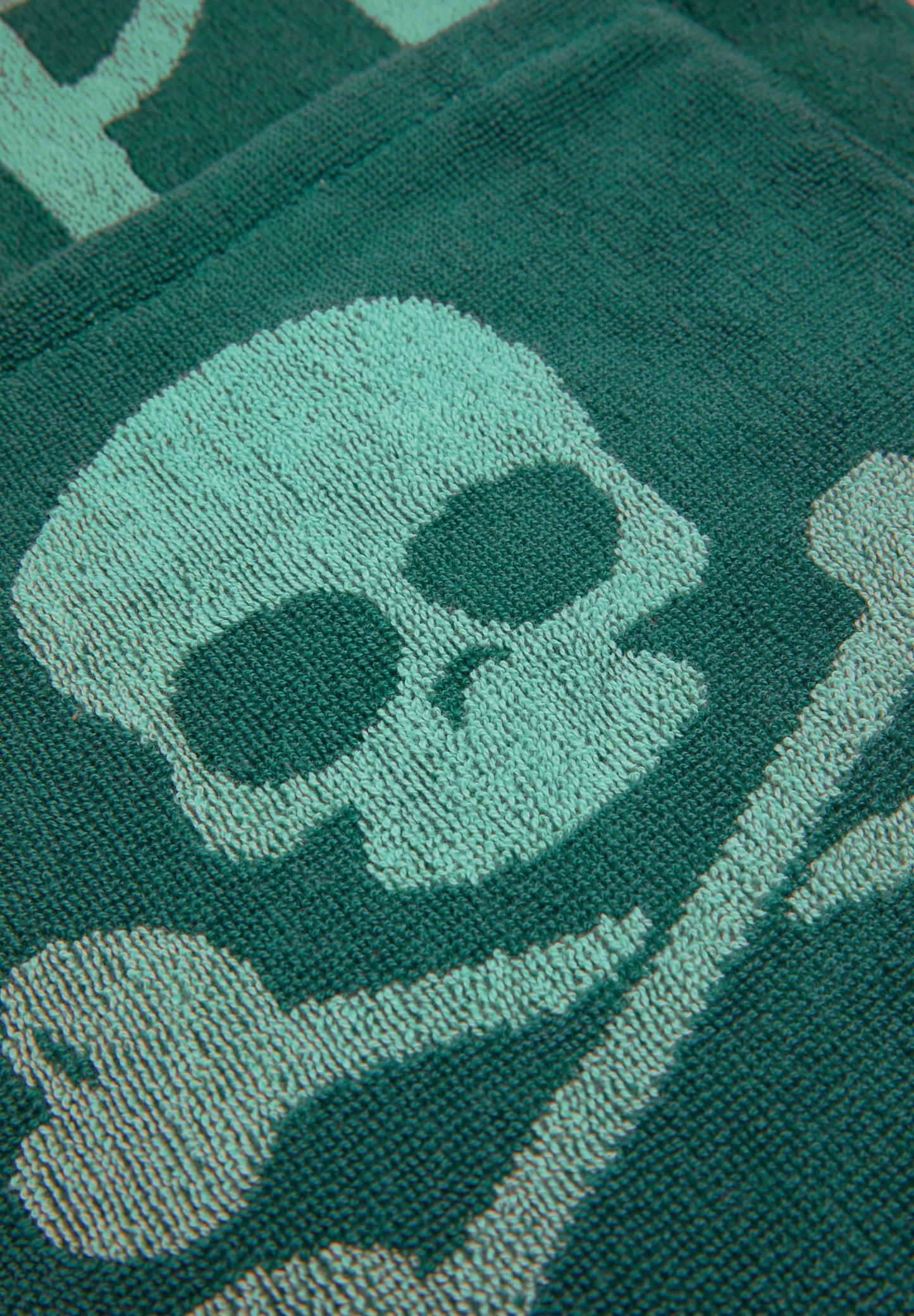 TOALLA CALAVERA