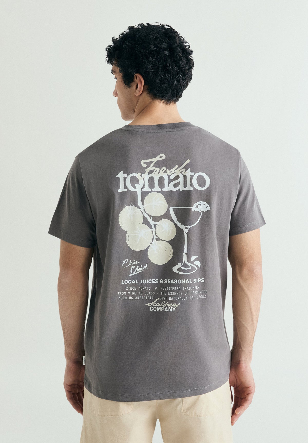 CAMISETA ESTAMPADO A CONTRASTE
